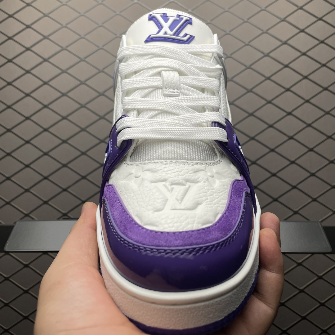 图片[9]-Louis Vuitton 路易威登 LV Trainer 低帮休闲板鞋 海淘代购同渠道品质 高端零售 外贸充正专供 原版购入开发 ZP级全套包装 完美楦型 正确卡色 大底TPU 质感媲美原版 细节与原版一致 请注意区分市面通货材 尺码：38 39 40 41 42 43 44 45 46-选品中心