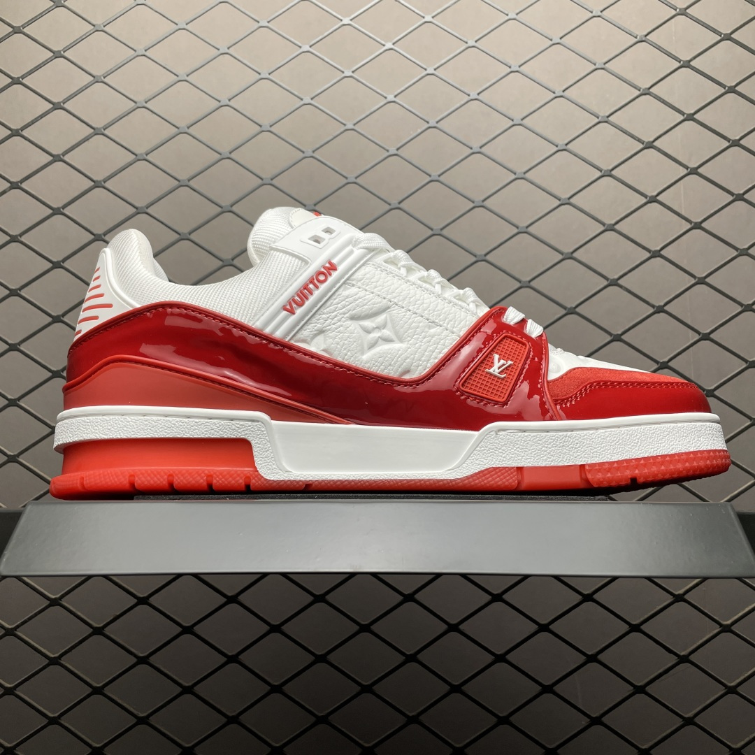 图片[3]-Louis Vuitton 路易威登 LV Trainer 低帮休闲板鞋 海淘代购同渠道品质 高端零售 外贸充正专供 原版购入开发 ZP级全套包装 完美楦型 正确卡色 大底TPU 质感媲美原版 细节与原版一致 请注意区分市面通货材 尺码：38 39 40 41 42 43 44 45 46-选品中心