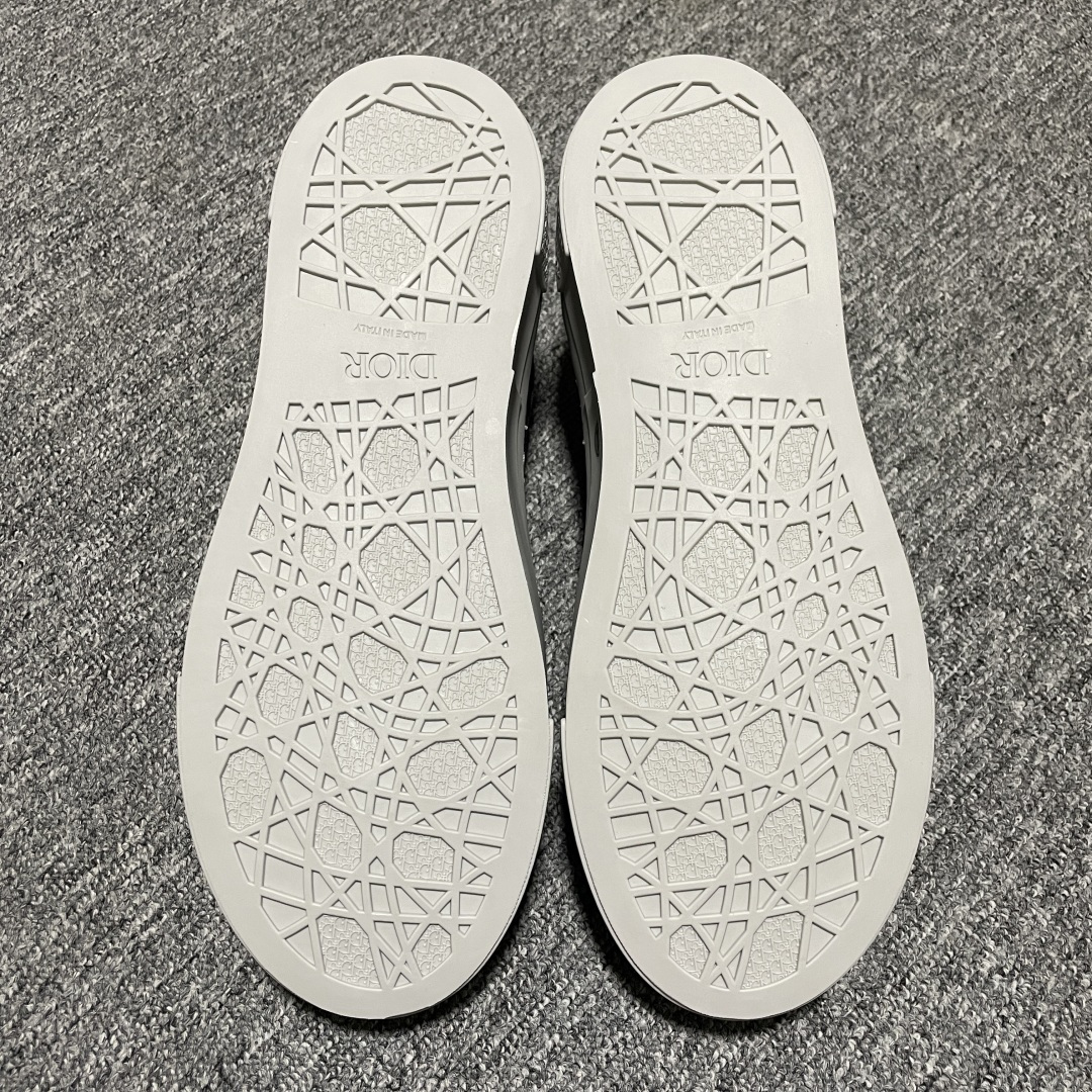 图片[3]-Dior 迪奥 B33 低帮休闲运动鞋 海淘代购同渠道品质 高端零售 外贸充正专供 原版购入开发 ZP级全套包装 完美楦型 正确卡色 质感媲美原版 细节与原版一致 请注意区分市面通货材 尺码：39 40 41 42 43 44 45 46-选品中心