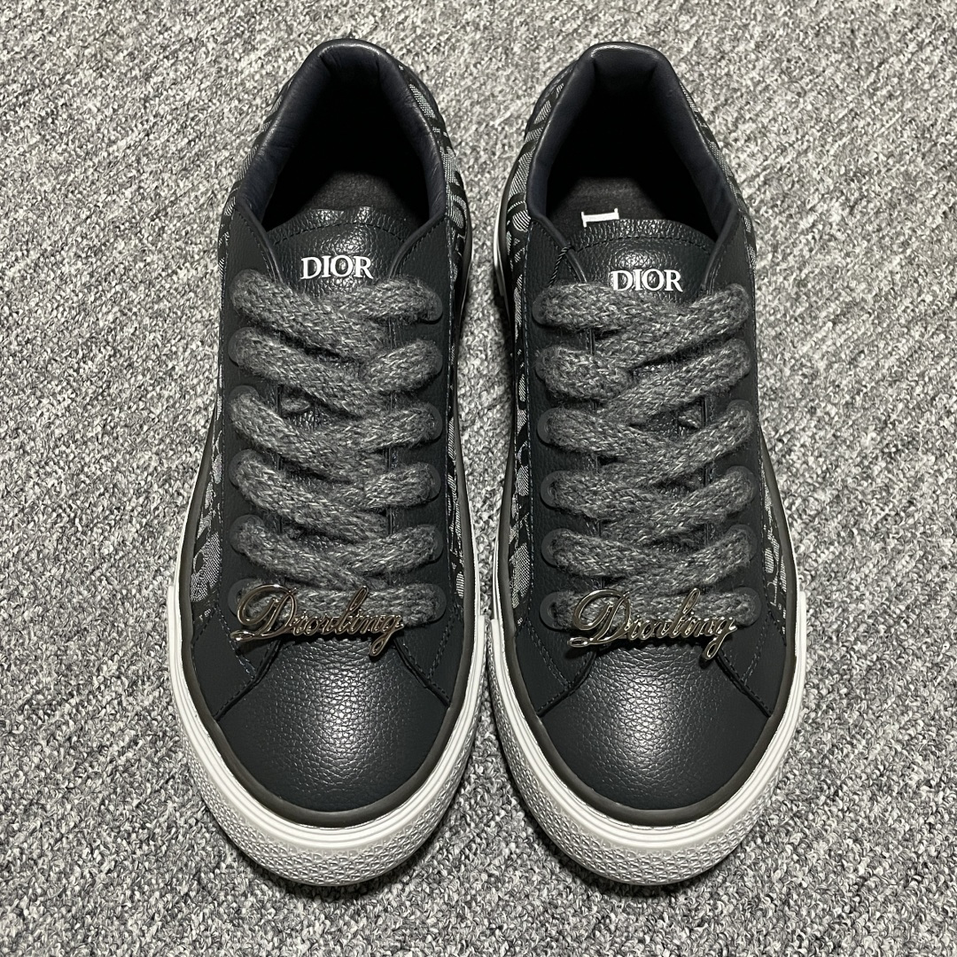 Dior 迪奥 B33 低帮休闲运动鞋 海淘代购同渠道品质 高端零售 外贸充正专供 原版购入开发 ZP级全套包装 完美楦型 正确卡色 质感媲美原版 细节与原版一致 请注意区分市面通货材 尺码：39 40 41 42 43 44 45 46-选品中心