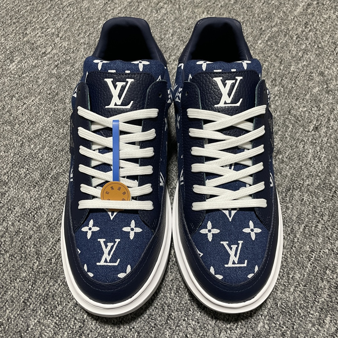 Louis Vuitton LV 路易威登 Beverly Hills 低帮休闲板鞋 海淘代购同渠道品质 高端零售 外贸充正专供 原版购入开发 ZP级全套包装 完美楦型 正确卡色 大底TPU 质感媲美原版 细节与原版一致 请注意区分市面通货材 尺码:38 39 40 41 42 43 44 45 46-选品中心