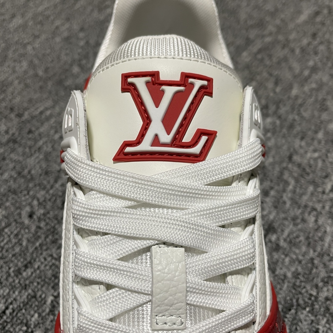 图片[9]-Louis Vuitton 路易威登 LV Trainer 低帮休闲板鞋 海淘代购同渠道品质 高端零售 外贸充正专供 原版购入开发 ZP级全套包装 完美楦型 正确卡色 大底TPU 质感媲美原版 细节与原版一致 请注意区分市面通货材 尺码：38 39 40 41 42 43 44 45 46-选品中心