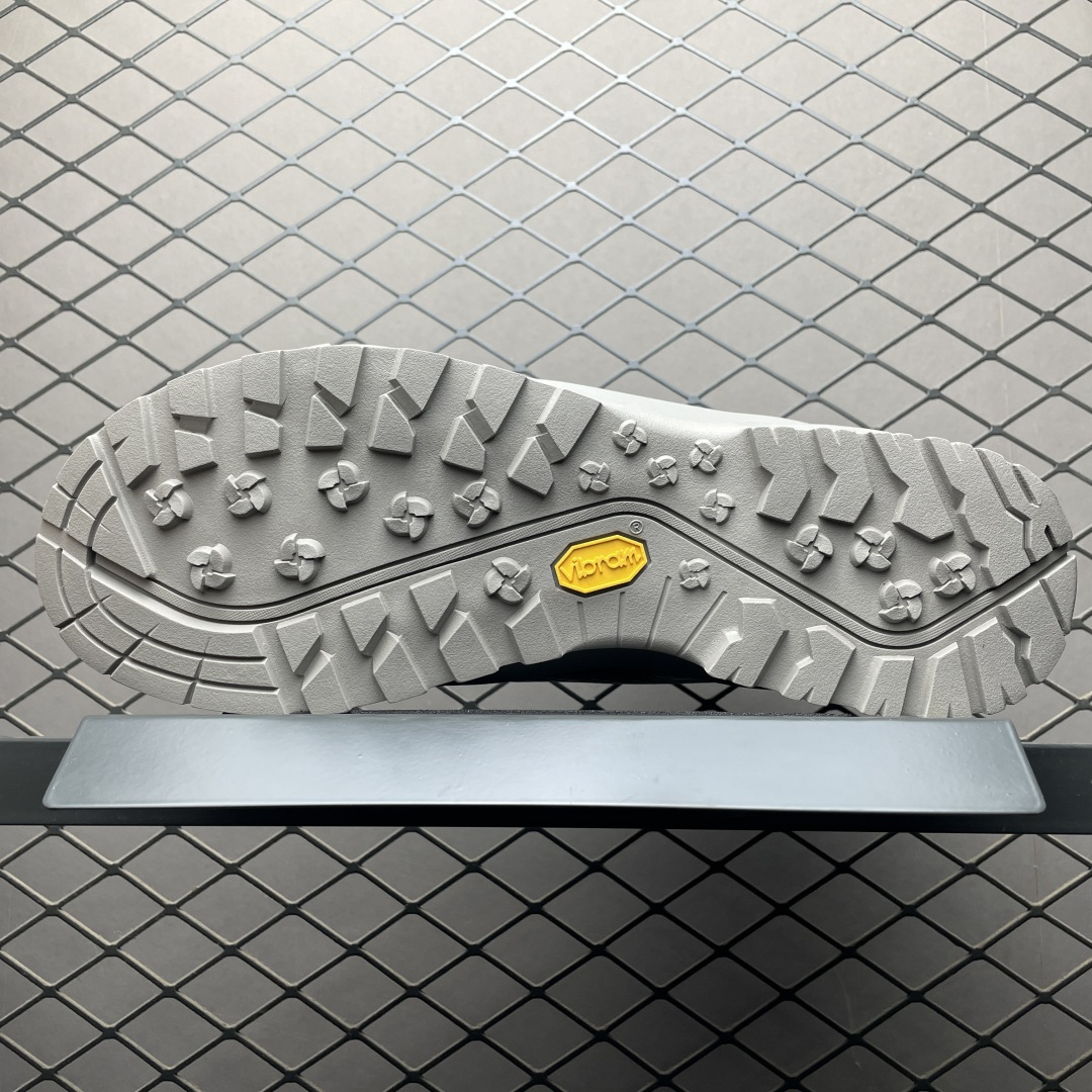 图片[5]-The North Face 北面 Soukuu Glenclyffe 防滑耐磨 户外登山鞋越野徒步鞋 鞋底采用Vibram黄金大底 专门为鞋底设计的橡胶以出色的耐磨性 良好的防滑性或得不少户外运动爱好者的喜爱 尺码：40 41 42 43 44 45-选品中心