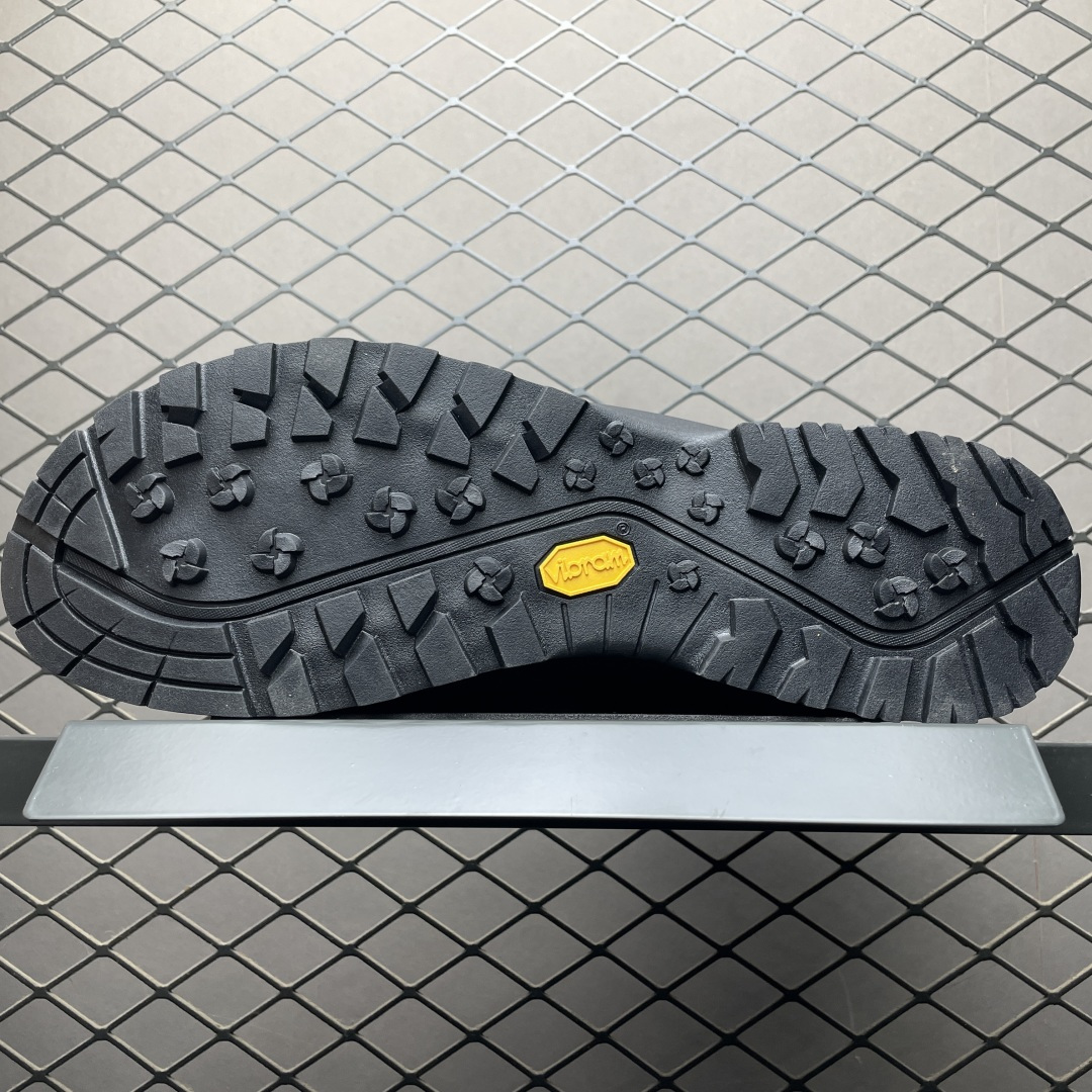 图片[5]-The North Face 北面 Soukuu Glenclyffe 防滑耐磨 户外登山鞋越野徒步鞋 鞋底采用Vibram黄金大底 专门为鞋底设计的橡胶以出色的耐磨性 良好的防滑性或得不少户外运动爱好者的喜爱 尺码：40 41 42 43 44 45-选品中心