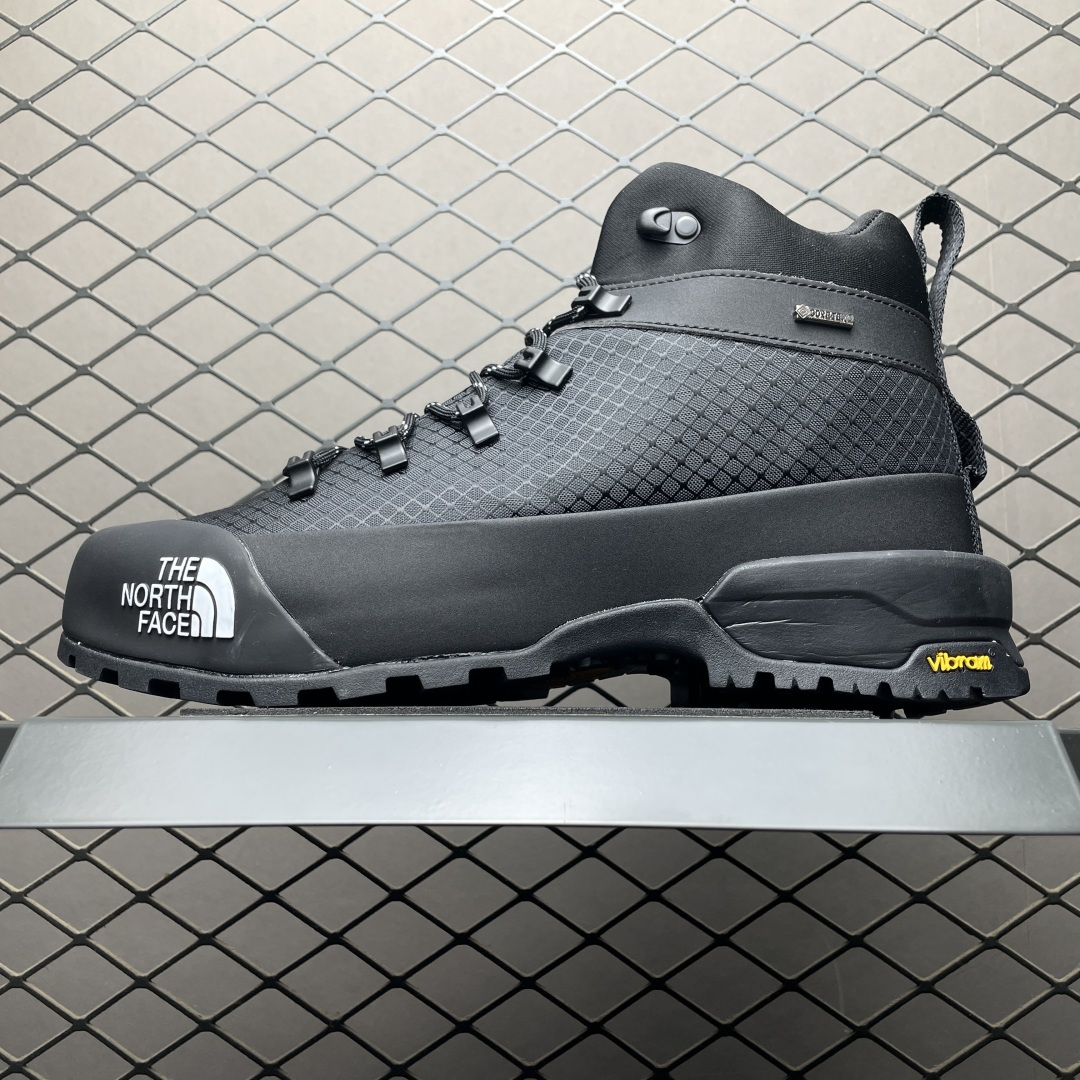 The North Face 北面 Soukuu Glenclyffe 防滑耐磨 户外登山鞋越野徒步鞋 鞋底采用Vibram黄金大底 专门为鞋底设计的橡胶以出色的耐磨性 良好的防滑性或得不少户外运动爱好者的喜爱 尺码：40 41 42 43 44 45-选品中心