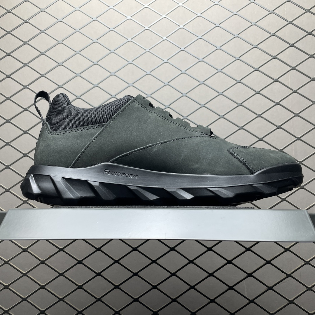 图片[3]-ECCO 爱步 低帮休闲板鞋 820314 采用臻选牛皮 质感丰富，脚感柔软舒适 橡胶鞋底 轻盈柔韧，防滑耐磨 舒适耐穿 随享出行 休闲百搭 简约利落 尺码：39 40 41 42 43 44 45（皮鞋码）-选品中心