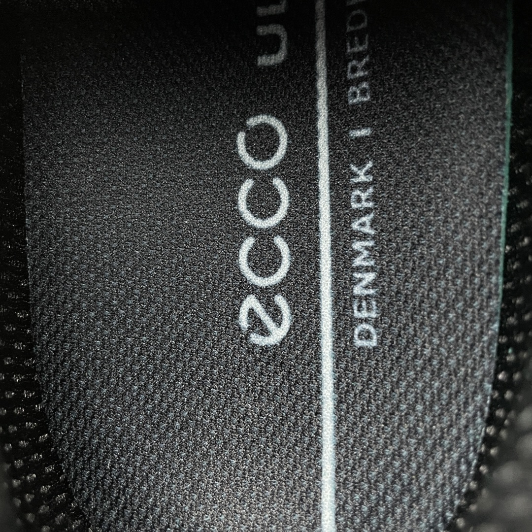 图片[8]-ECCO 爱步 低帮休闲板鞋 820314 采用臻选牛皮 质感丰富，脚感柔软舒适 橡胶鞋底 轻盈柔韧，防滑耐磨 舒适耐穿 随享出行 休闲百搭 简约利落 尺码：39 40 41 42 43 44 45（皮鞋码）-选品中心