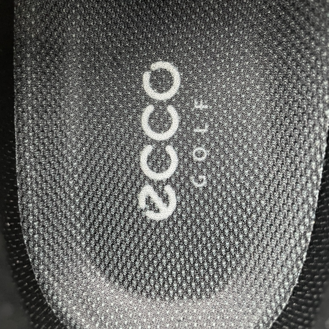 图片[8]-ECCO 爱步 低帮休闲板鞋 131654 采用臻选牛皮 质感丰富，脚感柔软舒适 橡胶鞋底 轻盈柔韧，防滑耐磨 舒适耐穿 随享出行 休闲百搭 简约利落 尺码：39 40 41 42 43 44 45（皮鞋码）-选品中心