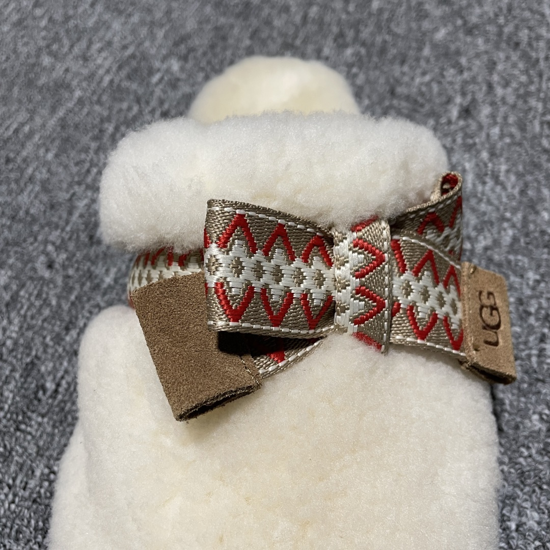 图片[9]-平台外贸专供 UGG 女子蝴蝶结半拖拖鞋 1158266 十年品牌制鞋代工厂生产线出品 注重每一处细节 隆丰A级真羊皮毛一体 完全遵循ZP工艺流程打造 尺码：35 36 37 38 39 40-选品中心