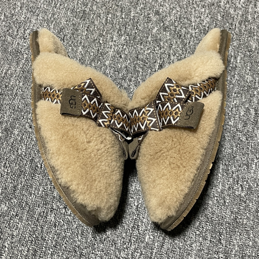 图片[5]-平台外贸专供 UGG 女子蝴蝶结半拖拖鞋 1158266 十年品牌制鞋代工厂生产线出品 注重每一处细节 隆丰A级真羊皮毛一体 完全遵循ZP工艺流程打造 尺码：35 36 37 38 39 40-选品中心