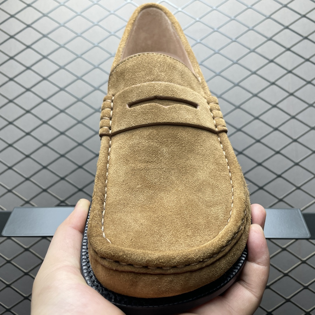 图片[9]-Loewe 罗意威 Campo 美拉德老钱风 低帮休闲皮鞋 乐福鞋 海淘代购同渠道品质 平台高端零售 外贸充正专供 原版购入开发 ZP级全套包装 完美楦型 原厂进口高丝光绒感牛反绒 优质优雅，微微上翘的弧度全油边工艺 全牛皮内里 一整张牛皮切割 无拼皮无边角料皮！独家私模 全真皮大底 整张牛皮鞋垫 独家私人开模压印 整鞋成本十分昂贵 尺码：39 40 41 42 43 44 45 正码正拍-选品中心