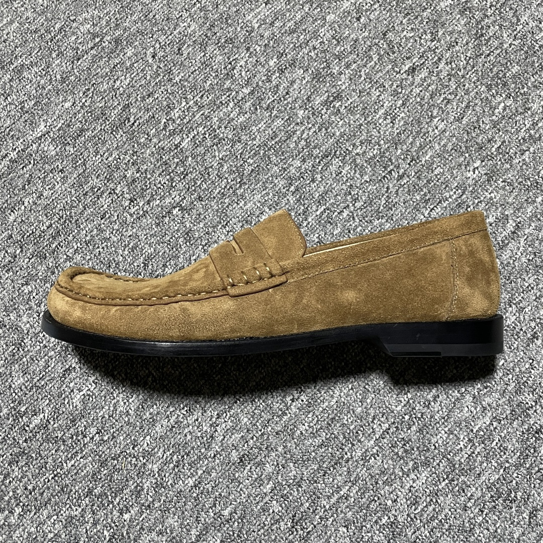 图片[5]-Loewe 罗意威 Campo 美拉德老钱风 低帮休闲皮鞋 乐福鞋 海淘代购同渠道品质 平台高端零售 外贸充正专供 原版购入开发 ZP级全套包装 完美楦型 原厂进口高丝光绒感牛反绒 优质优雅，微微上翘的弧度全油边工艺 全牛皮内里 一整张牛皮切割 无拼皮无边角料皮！独家私模 全真皮大底 整张牛皮鞋垫 独家私人开模压印 整鞋成本十分昂贵 尺码：39 40 41 42 43 44 45 正码正拍-选品中心