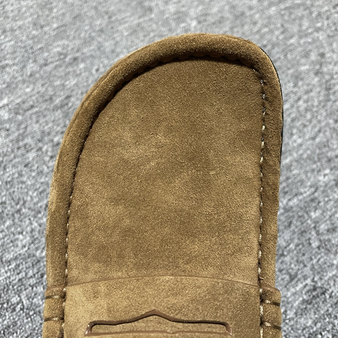 图片[7]-Loewe 罗意威 Campo 美拉德老钱风 低帮休闲皮鞋 乐福鞋 海淘代购同渠道品质 平台高端零售 外贸充正专供 原版购入开发 ZP级全套包装 完美楦型 原厂进口高丝光绒感牛反绒 优质优雅，微微上翘的弧度全油边工艺 全牛皮内里 一整张牛皮切割 无拼皮无边角料皮！独家私模 全真皮大底 整张牛皮鞋垫 独家私人开模压印 整鞋成本十分昂贵 尺码：39 40 41 42 43 44 45 正码正拍-选品中心