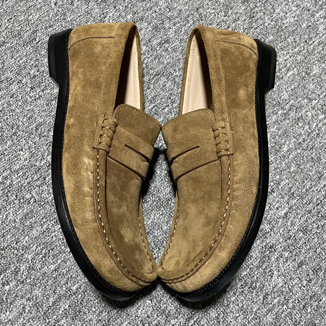 图片[2]-Loewe 罗意威 Campo 美拉德老钱风 低帮休闲皮鞋 乐福鞋 海淘代购同渠道品质 平台高端零售 外贸充正专供 原版购入开发 ZP级全套包装 完美楦型 原厂进口高丝光绒感牛反绒 优质优雅，微微上翘的弧度全油边工艺 全牛皮内里 一整张牛皮切割 无拼皮无边角料皮！独家私模 全真皮大底 整张牛皮鞋垫 独家私人开模压印 整鞋成本十分昂贵 尺码：39 40 41 42 43 44 45 正码正拍-选品中心