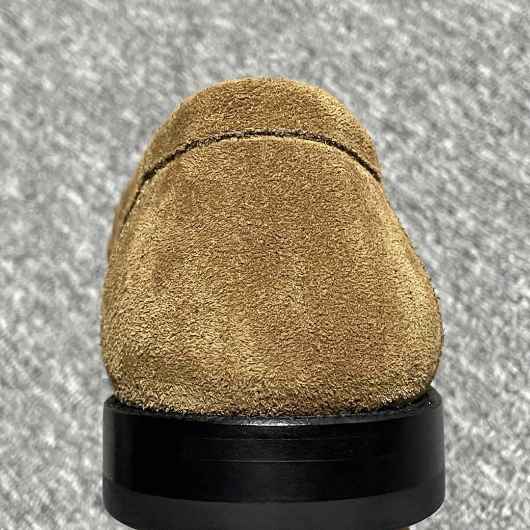 图片[8]-Loewe 罗意威 Campo 美拉德老钱风 低帮休闲皮鞋 乐福鞋 海淘代购同渠道品质 平台高端零售 外贸充正专供 原版购入开发 ZP级全套包装 完美楦型 原厂进口高丝光绒感牛反绒 优质优雅，微微上翘的弧度全油边工艺 全牛皮内里 一整张牛皮切割 无拼皮无边角料皮！独家私模 全真皮大底 整张牛皮鞋垫 独家私人开模压印 整鞋成本十分昂贵 尺码：39 40 41 42 43 44 45 正码正拍-选品中心