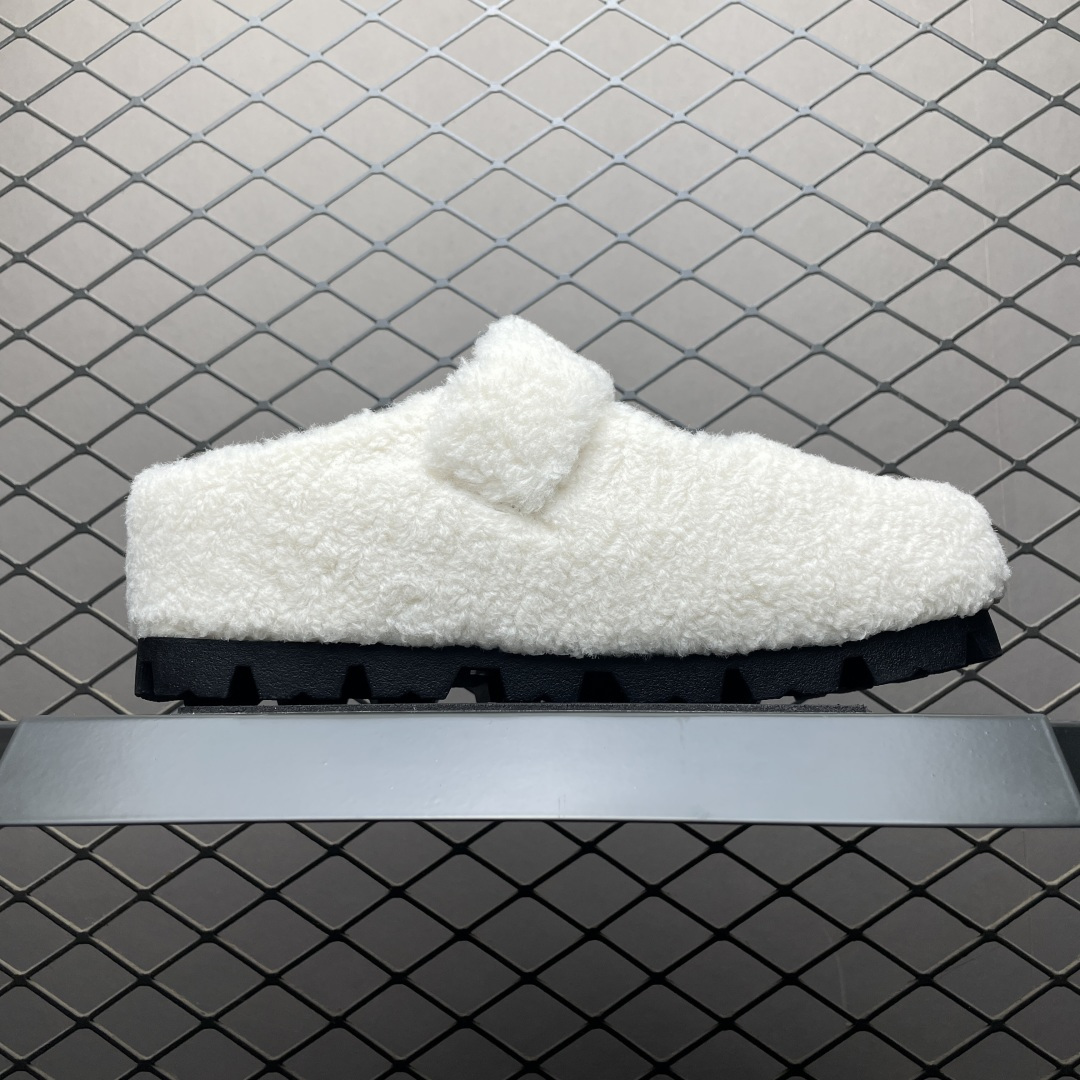 图片[3]-GG-CC 法式甜美芭蕾舞 毛毛包头拖鞋 融雪一般的暖甜毛绒结合精雅镶钻扣饰 楦面开口设计更是悄然盛开一抹娇羞诗意 暖绒羊羔毛 保暖轻巧 精奢温婉 软糯羊羔毛皮垫脚 细腻亲肤 倍感温暖 3.5CM跟高 轻松畅走 松弛从容 尺码：35 36 37 38 39 40-选品中心