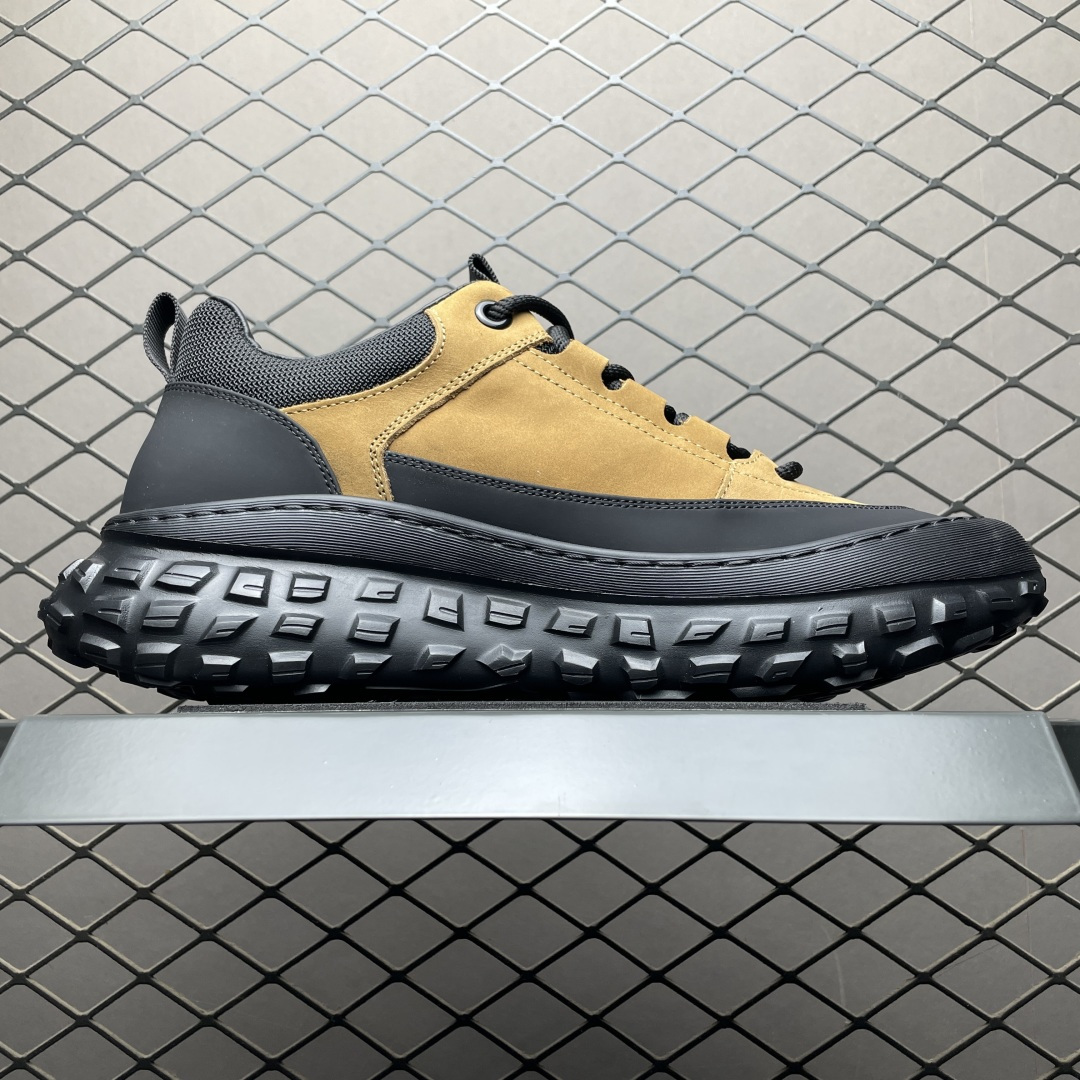 图片[3]-ECCO 爱步 男款新款运动登山鞋 635130 轻盈减震牛皮耐磨户外跑鞋 越野系列 甄选优质牛皮革搭配纺织衬里 防污透气，户外无忧 无惧旷野 提供出色的能量回弹和缓震支撑 长距离不累脚 驰骋百公里 直接注塑工艺连接鞋面与鞋底 一体成型，合脚稳固 贴合舒适 预防前冲 橡胶外底多地形适应，抓地耐磨 为每一次徒步提供稳定支撑 动态平衡 无惧陡坡 简约设计 穿型入野 尺码：38 39 40 41 42 43 皮鞋码-选品中心