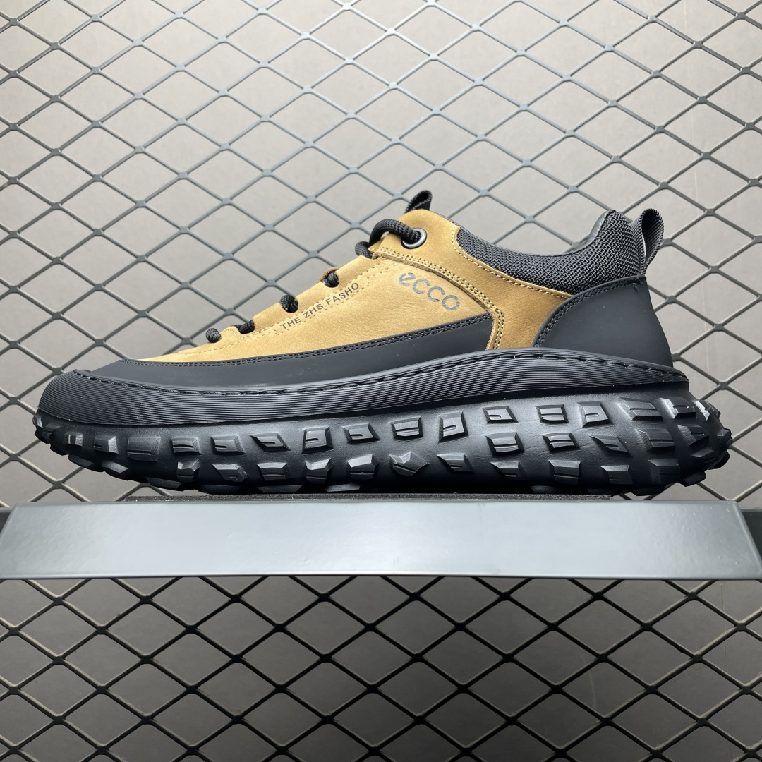 ECCO 爱步 男款新款运动登山鞋 635130 轻盈减震牛皮耐磨户外跑鞋 越野系列 甄选优质牛皮革搭配纺织衬里 防污透气，户外无忧 无惧旷野 提供出色的能量回弹和缓震支撑 长距离不累脚 驰骋百公里 直接注塑工艺连接鞋面与鞋底 一体成型，合脚稳固 贴合舒适 预防前冲 橡胶外底多地形适应，抓地耐磨 为每一次徒步提供稳定支撑 动态平衡 无惧陡坡 简约设计 穿型入野 尺码：38 39 40 41 42 43 皮鞋码-选品中心