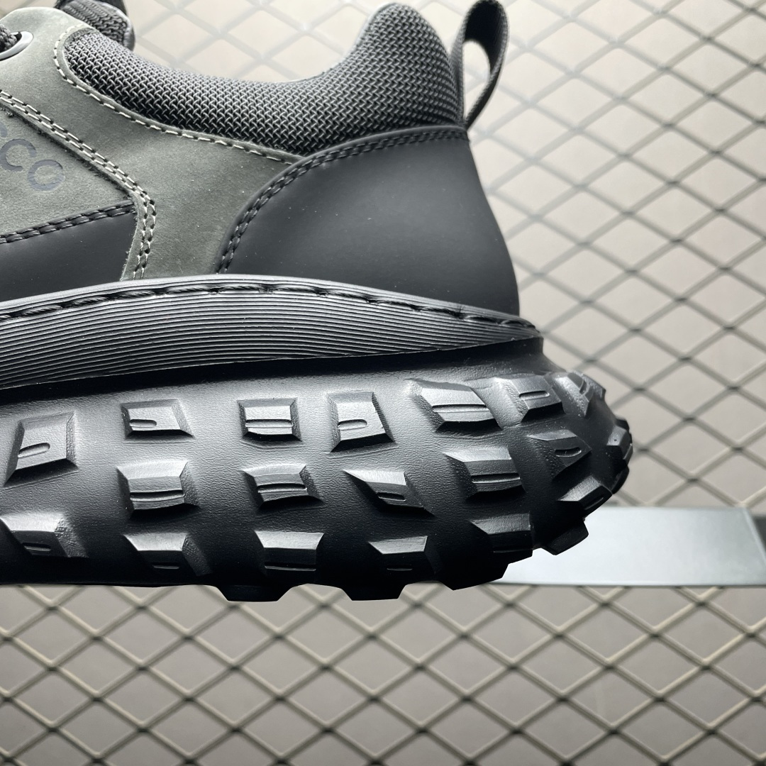 图片[4]-ECCO 爱步 男款新款运动登山鞋 635130 轻盈减震牛皮耐磨户外跑鞋 越野系列 甄选优质牛皮革搭配纺织衬里 防污透气，户外无忧 无惧旷野 提供出色的能量回弹和缓震支撑 长距离不累脚 驰骋百公里 直接注塑工艺连接鞋面与鞋底 一体成型，合脚稳固 贴合舒适 预防前冲 橡胶外底多地形适应，抓地耐磨 为每一次徒步提供稳定支撑 动态平衡 无惧陡坡 简约设计 穿型入野 尺码：38 39 40 41 42 43 皮鞋码-选品中心