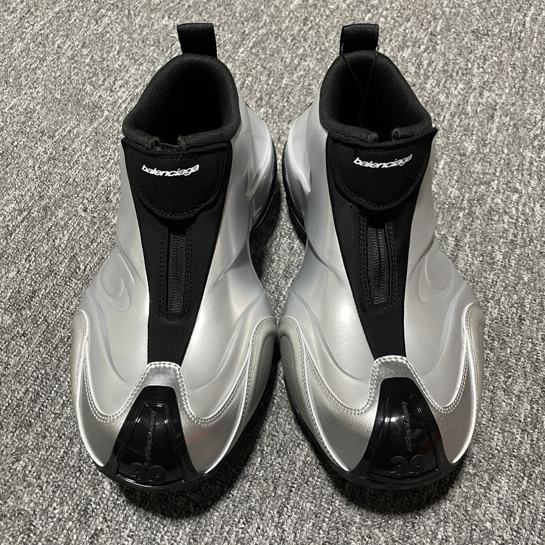 Balenciaga 巴黎世家 Basketball 复古老爹鞋篮球鞋 824909 官方全套配件鞋盒 防尘纸配套齐全 尺码：39 40 41 42 43 44 45 46 注意：偏大一码-选品中心