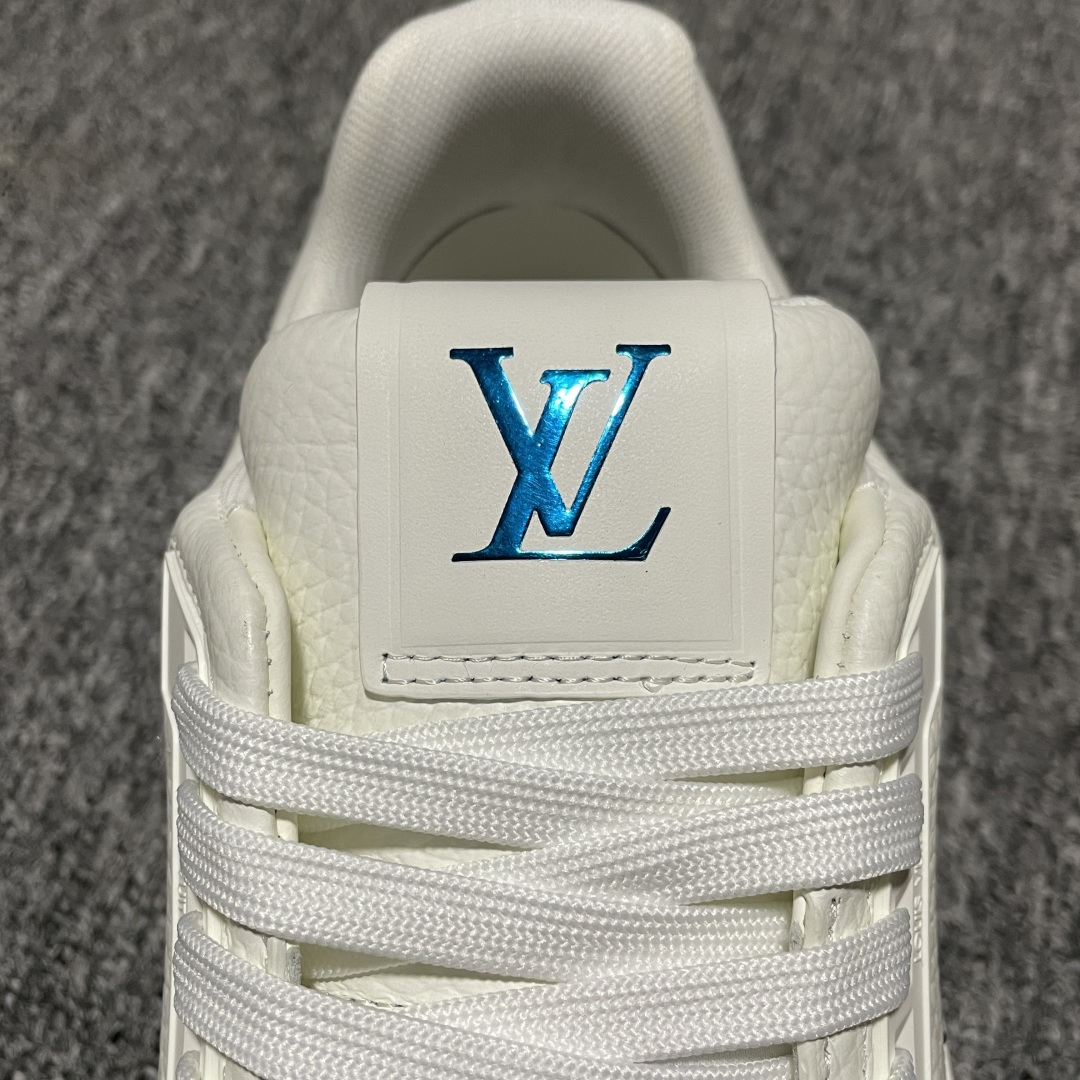 图片[9]-Louis Vuitton 路易威登 LV Trainer 低帮休闲板鞋 海淘代购同渠道品质 高端零售 外贸充正专供 原版购入开发 ZP级全套包装 完美楦型 正确卡色 大底TPU 质感媲美原版 细节与原版一致 请注意区分市面通货材 尺码：38 39 40 41 42 43 44 45 46-选品中心