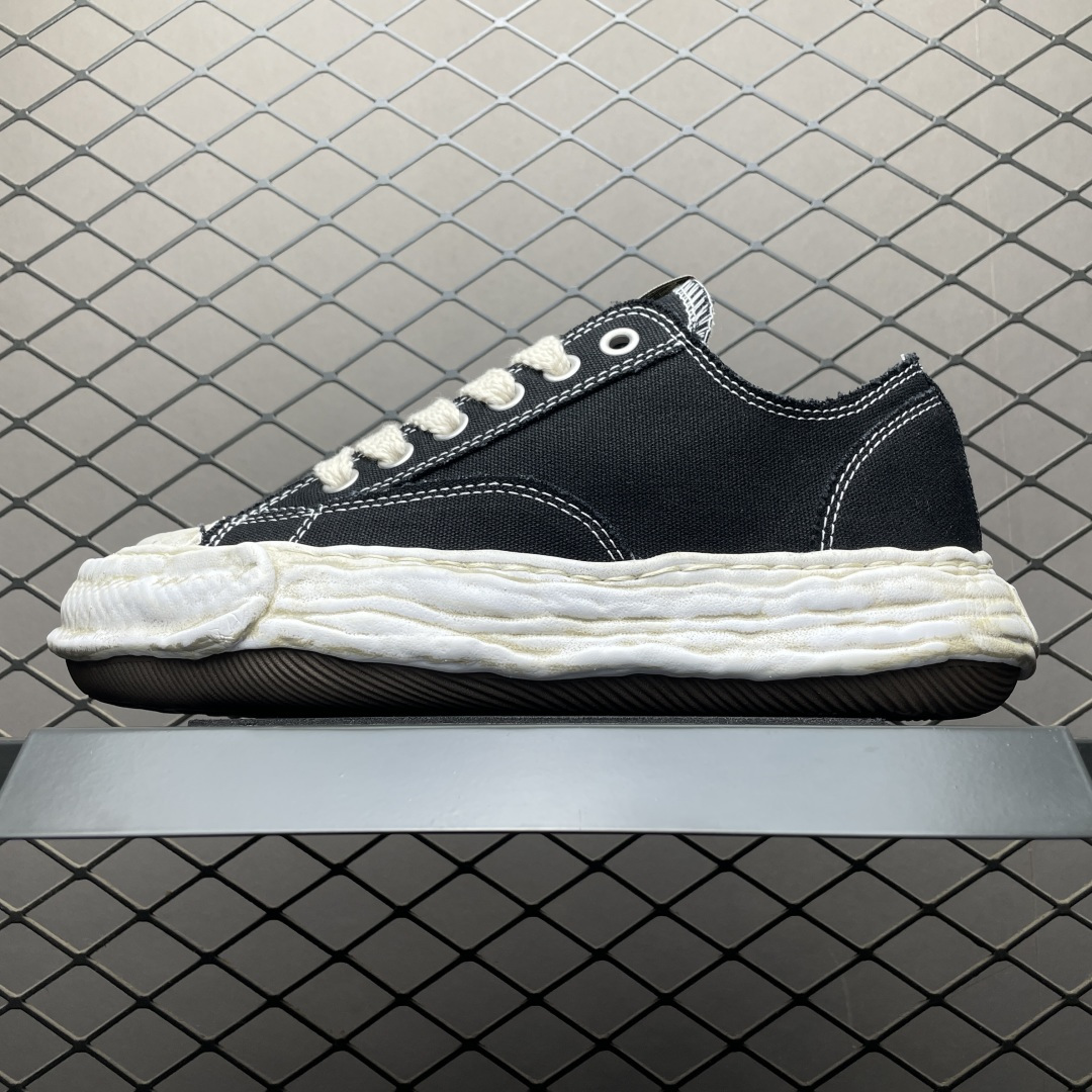 日本概念时装设计师･三原康裕 MIHARA YASUHIRO 变形溶解鞋 全新开发双模一次发泡点位气孔EVA中底 底部嵌入组合RB橡胶耐磨大底 正确织麦及包装盒 清晰后跟电绣LOGO区别市面普通版本 余文乐挚爱单品 复古溶解风 尺码：36 37 38 39 40 41 42 43 44 45-选品中心