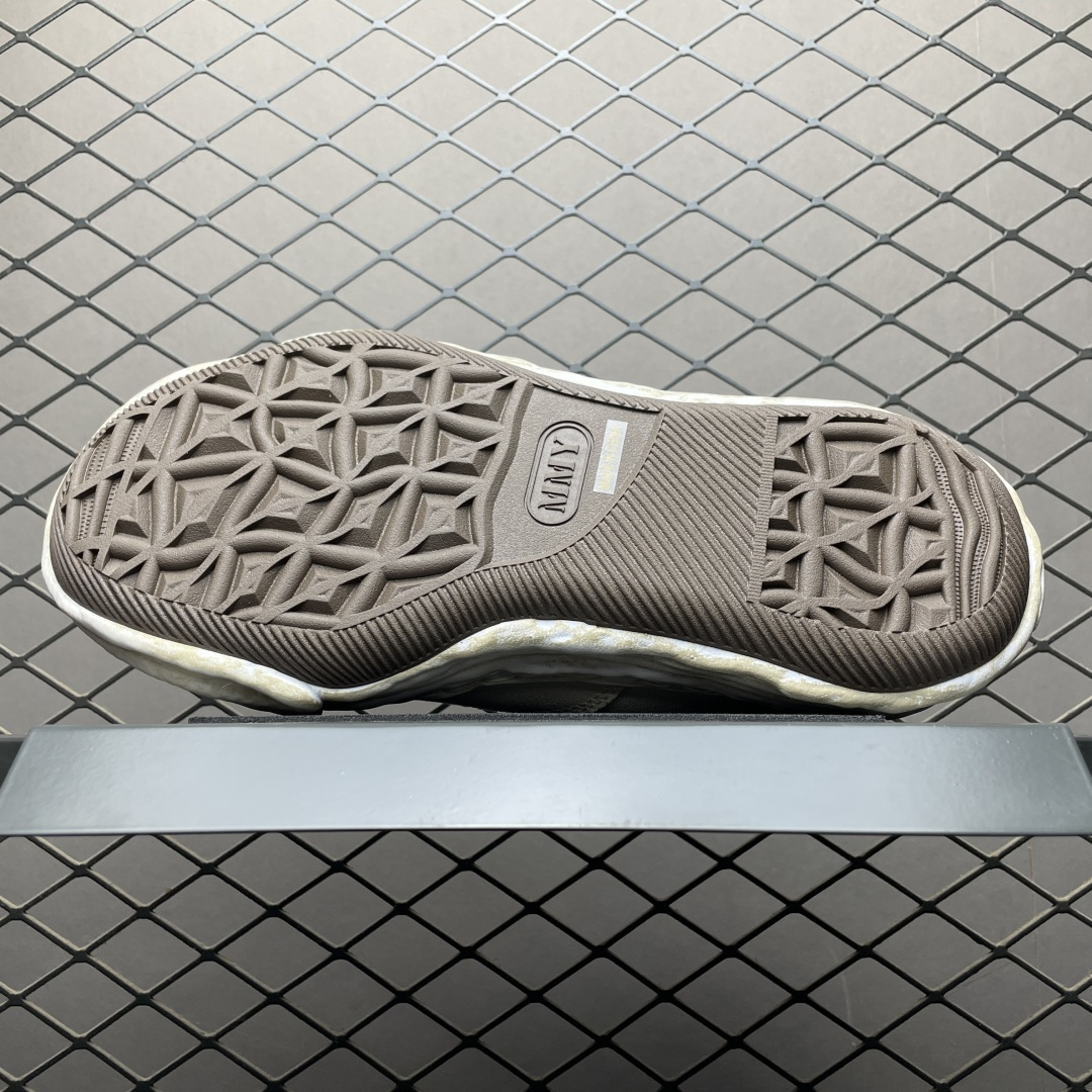 图片[5]-日本概念时装设计师･三原康裕 MIHARA YASUHIRO 变形溶解鞋 全新开发双模一次发泡点位气孔EVA中底 底部嵌入组合RB橡胶耐磨大底 正确织麦及包装盒 清晰后跟电绣LOGO区别市面普通版本 余文乐挚爱单品 复古溶解风 尺码：36 37 38 39 40 41 42 43 44 45-选品中心