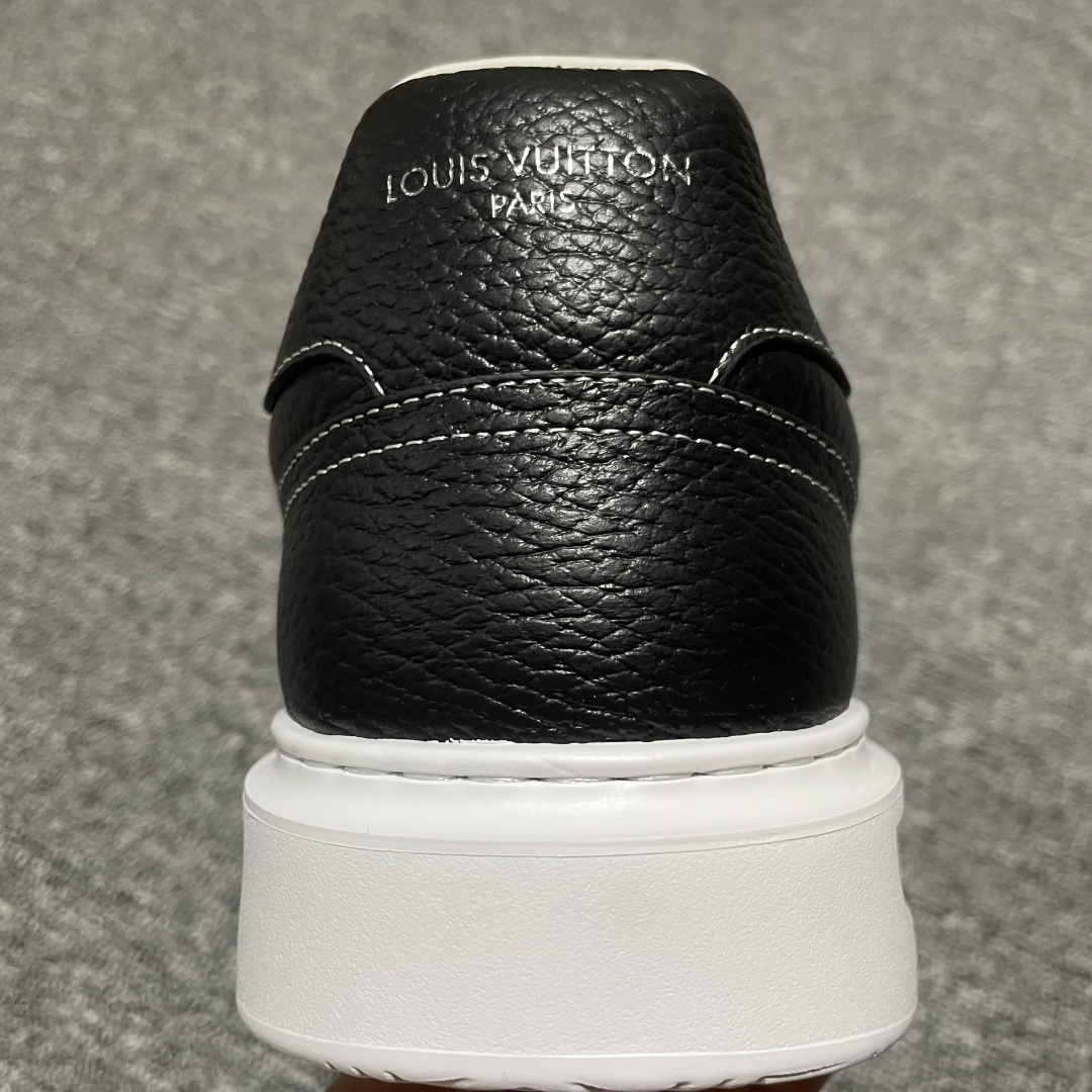 图片[9]-Louis Vuitton LV 路易威登 Beverly Hills 低帮休闲板鞋 海淘代购同渠道品质 高端零售 外贸充正专供 原版购入开发 ZP级全套包装 完美楦型 正确卡色 大底TPU 质感媲美原版 细节与原版一致 请注意区分市面通货材 尺码：38 39 40 41 42 43 44 45 46-选品中心