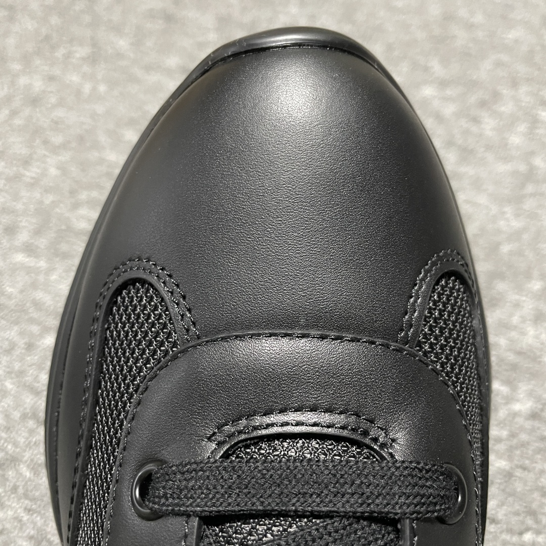 图片[7]-Prada 普拉达 Calzature Uomo 低帮休闲运动鞋 海淘代购同渠道品质 高端零售 外贸充正专供 原版购入开发 ZP级全套包装 完美楦型 正确卡色 质感媲美原版 细节与原版一致 请注意区分市面通货材 尺码：38 39 40 41 42 43 44 45 46 47-选品中心