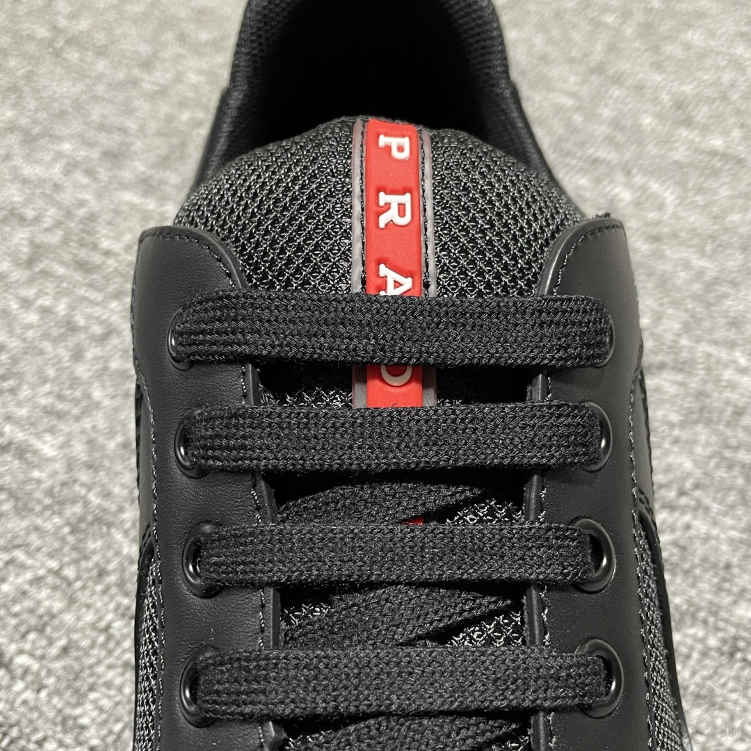 图片[9]-Prada 普拉达 Calzature Uomo 低帮休闲运动鞋 海淘代购同渠道品质 高端零售 外贸充正专供 原版购入开发 ZP级全套包装 完美楦型 正确卡色 质感媲美原版 细节与原版一致 请注意区分市面通货材 尺码：38 39 40 41 42 43 44 45 46 47-选品中心