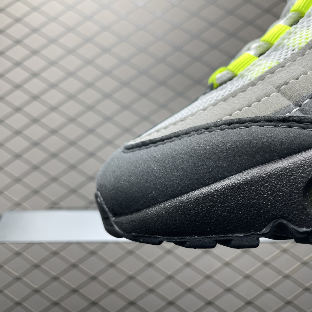 图片[6]-价格调整纯原版 NK Air Max 95 OG 低帮休闲运动板鞋 HM4740-001 高端零售外贸专供品质 25年官方新款全新私模大底 大气泡（区别官方老版气垫）尺码：36 37.5 38 38.5 39 40 40.5 41 42 42.5 43 44 44.5 45 46 47.5-选品中心