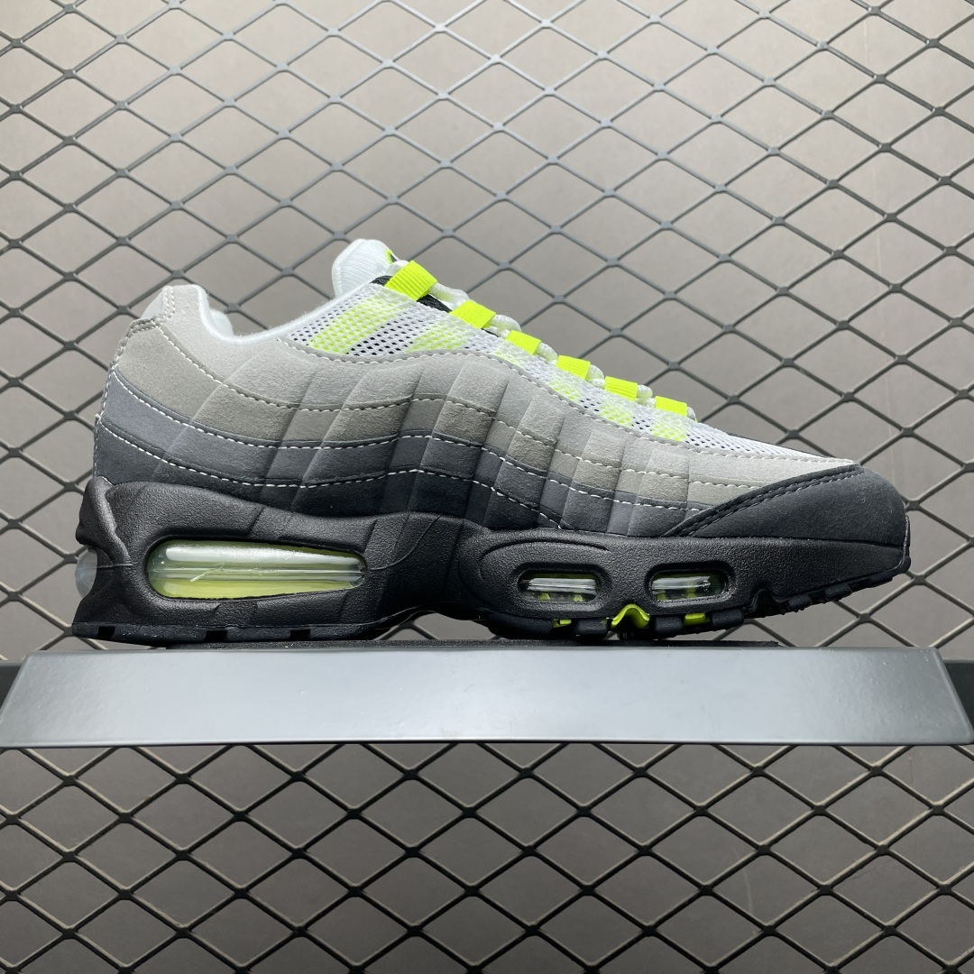 图片[3]-价格调整纯原版 NK Air Max 95 OG 低帮休闲运动板鞋 HM4740-001 高端零售外贸专供品质 25年官方新款全新私模大底 大气泡（区别官方老版气垫）尺码：36 37.5 38 38.5 39 40 40.5 41 42 42.5 43 44 44.5 45 46 47.5-选品中心
