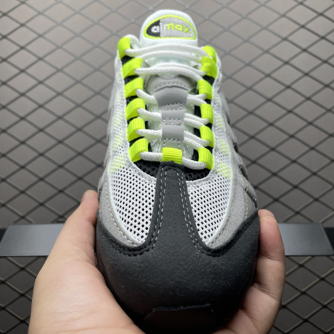 图片[9]-价格调整纯原版 NK Air Max 95 OG 低帮休闲运动板鞋 HM4740-001 高端零售外贸专供品质 25年官方新款全新私模大底 大气泡（区别官方老版气垫）尺码：36 37.5 38 38.5 39 40 40.5 41 42 42.5 43 44 44.5 45 46 47.5-选品中心