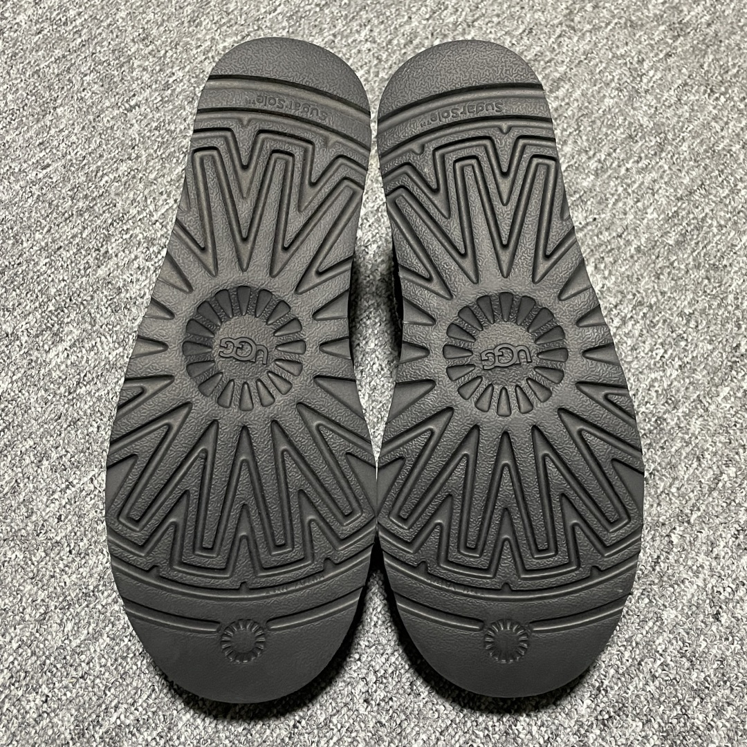 图片[3]-男鞋 女鞋平台外贸专供 UGG 中性雪地靴 5955 十年品牌制鞋代工厂生产线出品 注重每一处细节 隆丰A级真羊皮毛一体 完全遵循ZP工艺流程打造 尺码：35 36 37 38 39 40 41 42 43 44 45-选品中心