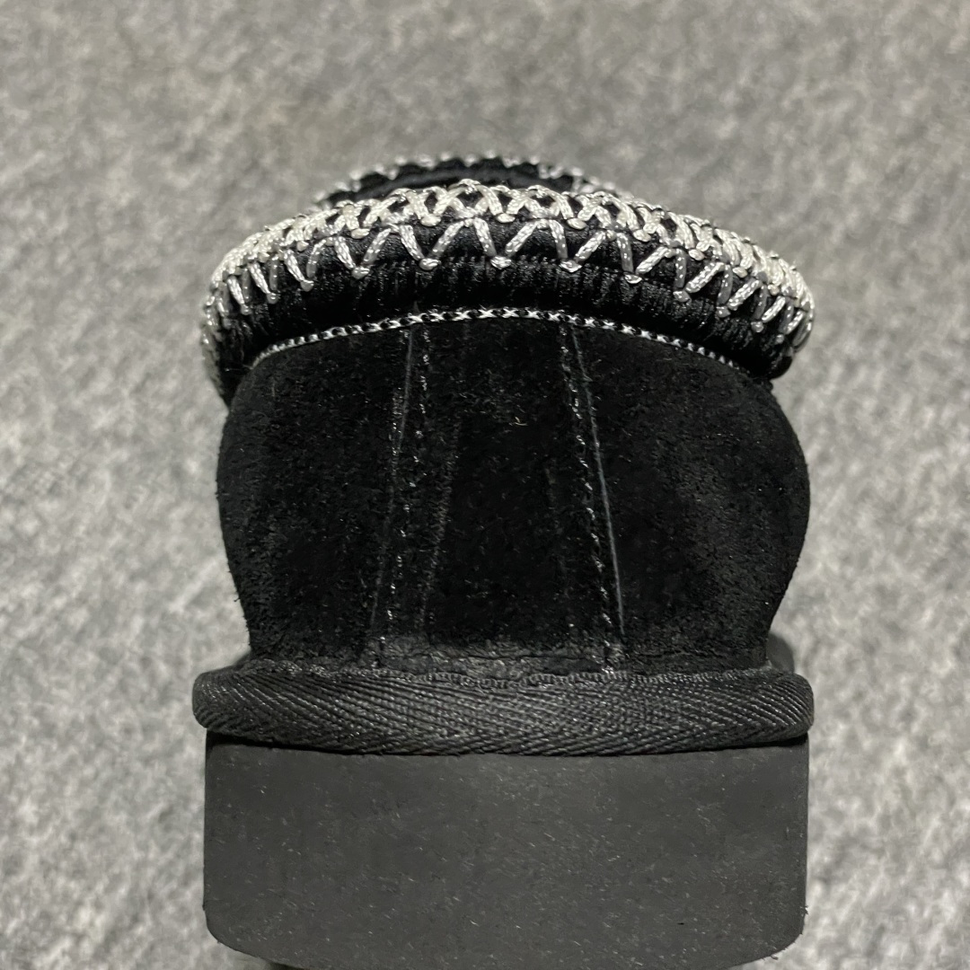 图片[8]-男鞋 女鞋平台外贸专供 UGG 中性雪地靴 5955 十年品牌制鞋代工厂生产线出品 注重每一处细节 隆丰A级真羊皮毛一体 完全遵循ZP工艺流程打造 尺码：35 36 37 38 39 40 41 42 43 44 45-选品中心