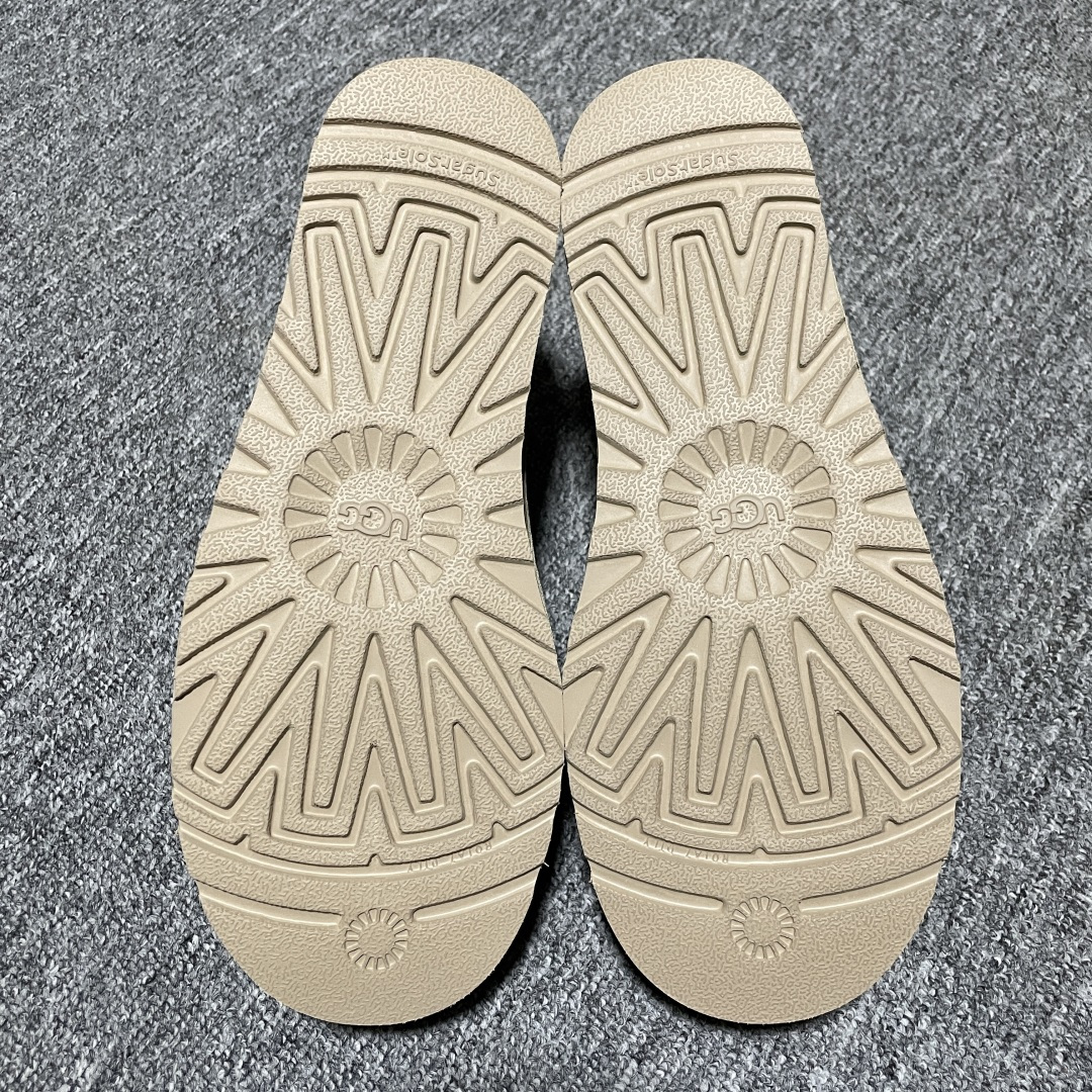 图片[3]-男鞋 女鞋平台外贸专供 UGG 中性雪地靴 5955 十年品牌制鞋代工厂生产线出品 注重每一处细节 隆丰A级真羊皮毛一体 完全遵循ZP工艺流程打造 尺码：35 36 37 38 39 40 41-选品中心