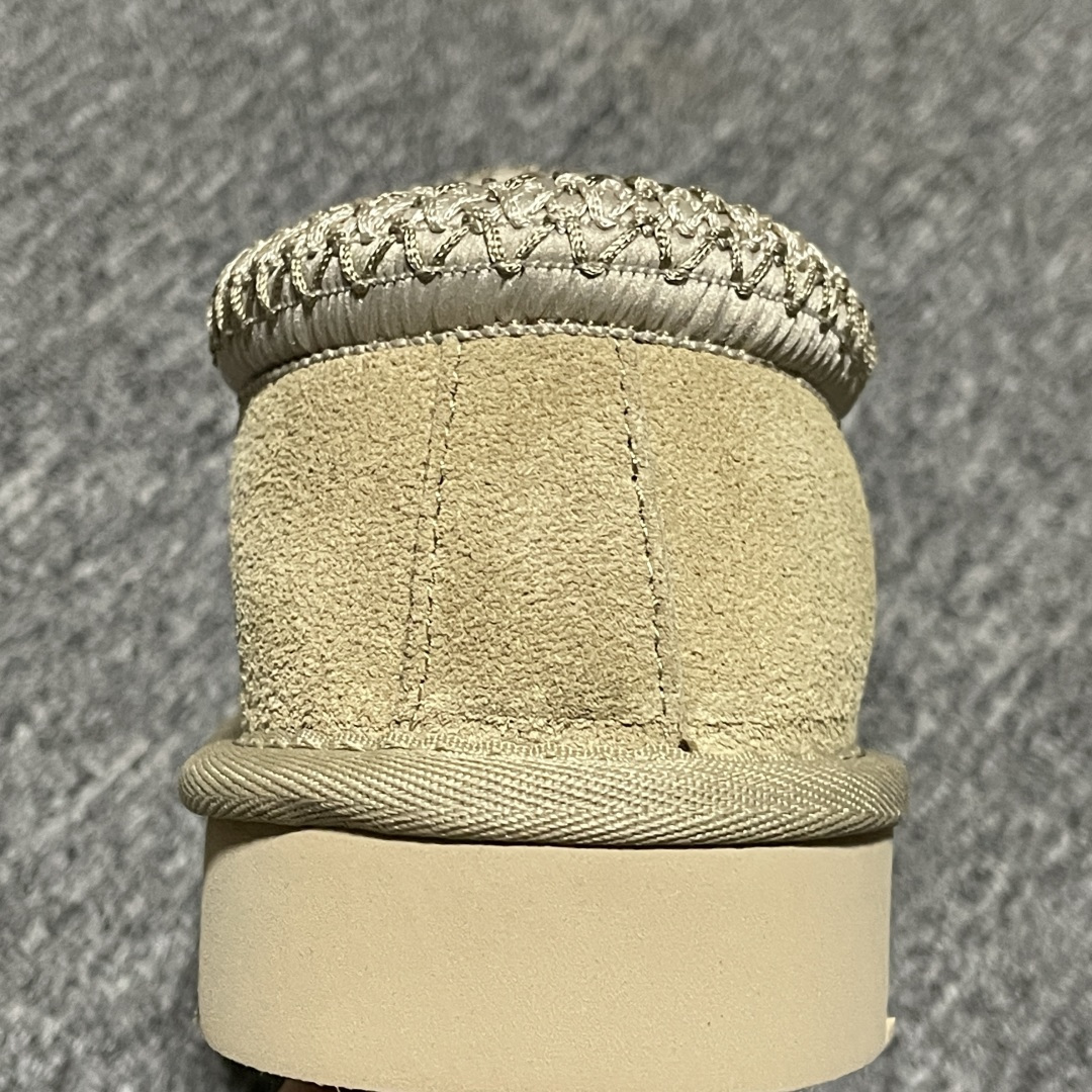 图片[8]-男鞋 女鞋平台外贸专供 UGG 中性雪地靴 5955 十年品牌制鞋代工厂生产线出品 注重每一处细节 隆丰A级真羊皮毛一体 完全遵循ZP工艺流程打造 尺码：35 36 37 38 39 40 41-选品中心