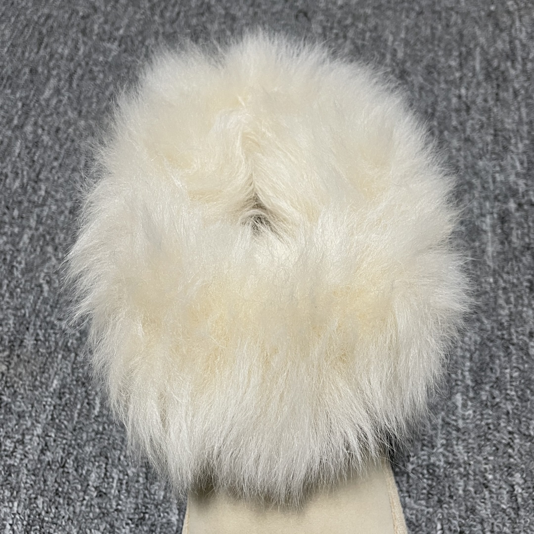 图片[9]-平台外贸专供 UGG 新款雪地靴 1173832 十年品牌制鞋代工厂生产线出品 注重每一处细节 隆丰A级真羊皮毛一体 完全遵循ZP工艺流程打造 尺码：35 36 37 38 39 40-选品中心