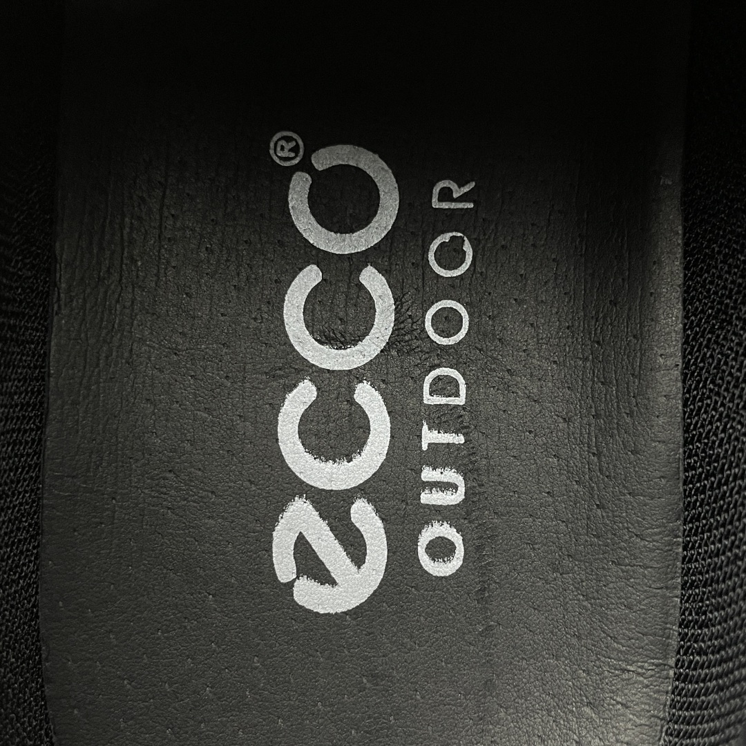 图片[8]-ECCO 爱步 男士真皮免系带百搭健身鞋 健步BIOM系列 800927 鞋面采用牛皮革面料 纹理自然 柔韧耐穿 自然律动科技，符合人体工学鞋楦 贴近足部天然形态 PHORENE中底提供出色的能量回弹和缓震体验 即使在低温环境下依然保持弹力和柔软度 直接注塑工艺连接鞋面与鞋底 一体成型，合脚稳固 全新的轻量发泡底材与直接注塑橡胶大底相结合 柔软舒适，轻量回弹，脚感更轻盈 尺码：38 39 40 41 42 43（皮鞋码）-选品中心