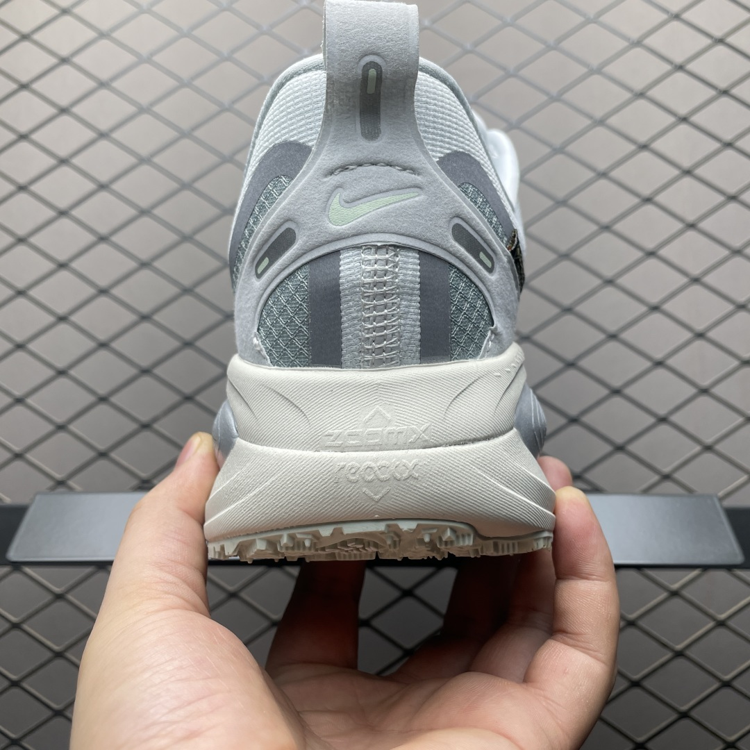 图片[2]-纯原版 NK Vomero 18 GTX V18 网面透气跑步鞋 HQ7001-003 高端零售专供品质 正确防水防污鞋面 独家私模 正确组合大底 区别其他一体大底 尺码： 35.5 36 36.5 37.5 38 38.5 39 40 40.5 41 42 42.5 43 44 44.5 45-选品中心