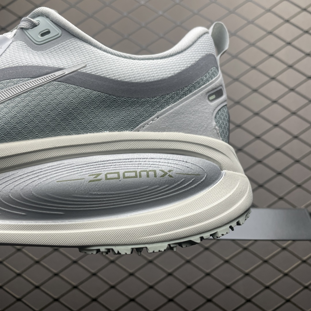 图片[4]-纯原版 NK Vomero 18 GTX V18 网面透气跑步鞋 HQ7001-003 高端零售专供品质 正确防水防污鞋面 独家私模 正确组合大底 区别其他一体大底 尺码： 35.5 36 36.5 37.5 38 38.5 39 40 40.5 41 42 42.5 43 44 44.5 45-选品中心