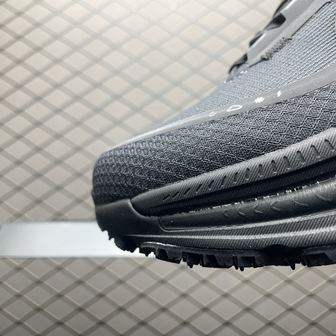 图片[6]-纯原版 NK Vomero 18 GTX V18 网面透气跑步鞋 HQ7001-001 高端零售专供品质 正确防水防污鞋面 独家私模 正确组合大底 区别其他一体大底 尺码： 35.5 36 36.5 37.5 38 38.5 39 40 40.5 41 42 42.5 43 44 44.5 45-选品中心
