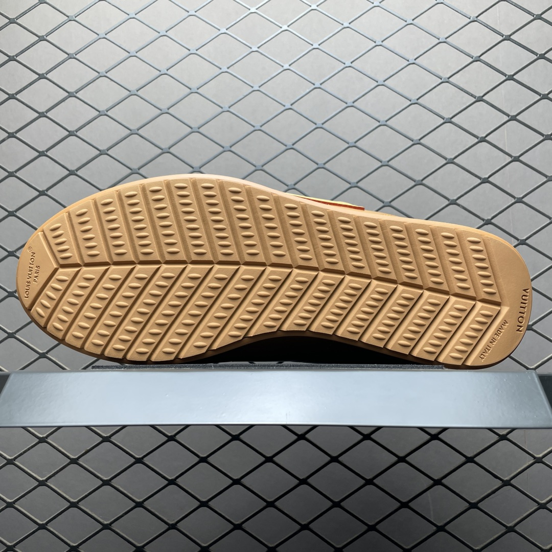 图片[5]-M版纯原 Nigo x Louis Vuitton 路易威登 LV Buttersoft 阿甘鞋 低帮休闲面包鞋 全新订单 高端零售外贸充正专供 原版购入开发 全鞋羊皮 牛皮鞋面 ZP级全套包装 完美楦型 正确卡色 大底TPU 质感媲美原版 细节与原版一致 请注意区分市面通货材 尺码：35 36 37 38 39 40 41 42 43 44 45 46 偏大一码-选品中心