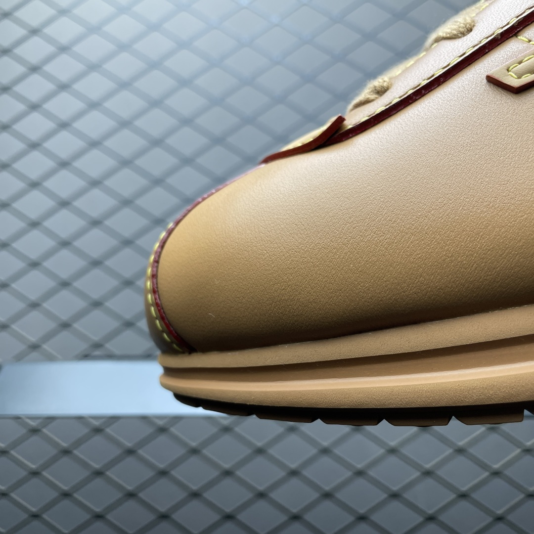 图片[6]-M版纯原 Nigo x Louis Vuitton 路易威登 LV Buttersoft 阿甘鞋 低帮休闲面包鞋 全新订单 高端零售外贸充正专供 原版购入开发 全鞋羊皮 牛皮鞋面 ZP级全套包装 完美楦型 正确卡色 大底TPU 质感媲美原版 细节与原版一致 请注意区分市面通货材 尺码：35 36 37 38 39 40 41 42 43 44 45 46 偏大一码-选品中心