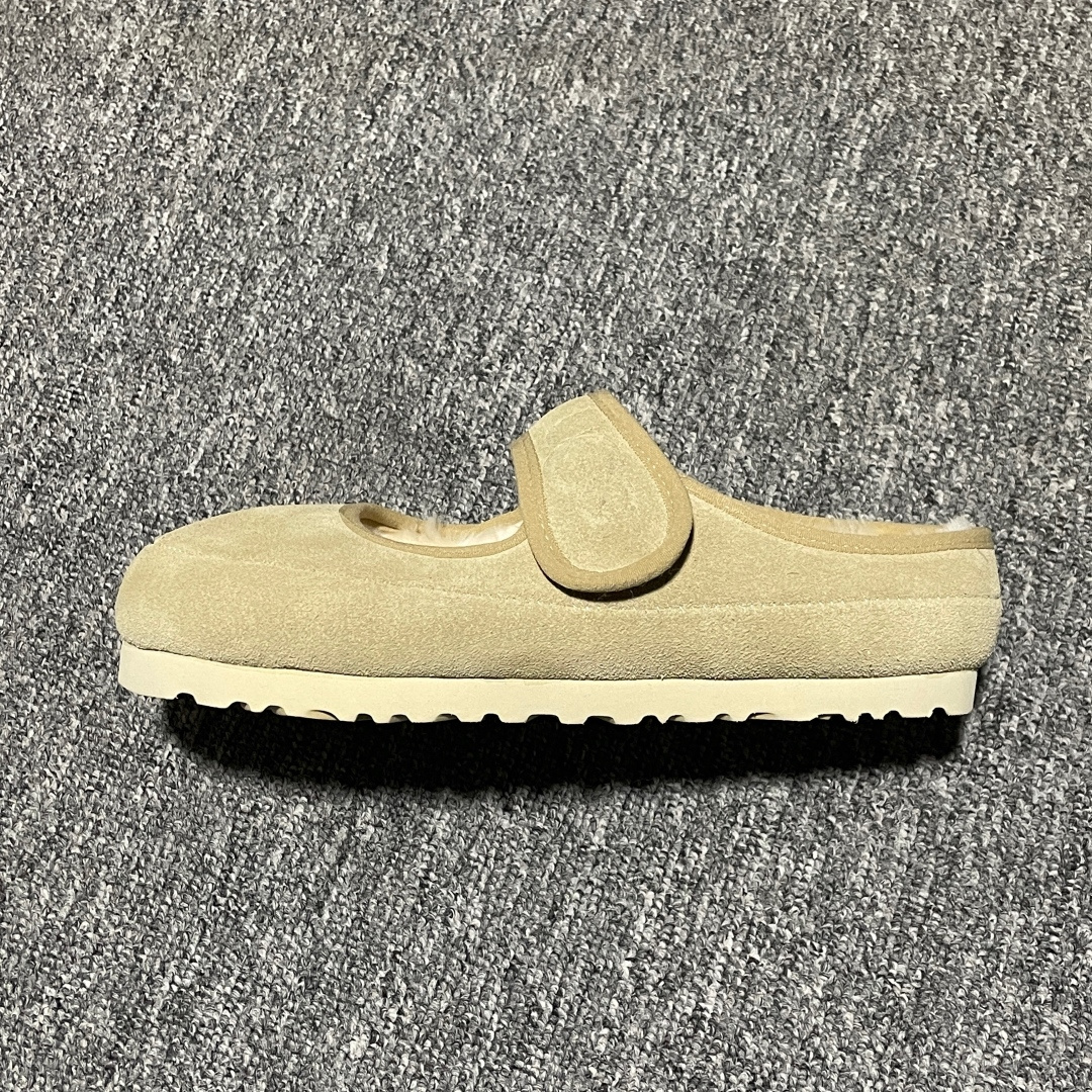 图片[2]-平台外贸专供 UGG 新款雪地靴 088-1 十年品牌制鞋代工厂生产线出品 注重每一处细节 隆丰A级真羊皮毛一体 完全遵循ZP工艺流程打造 尺码：35 36 37 38 39 40-选品中心