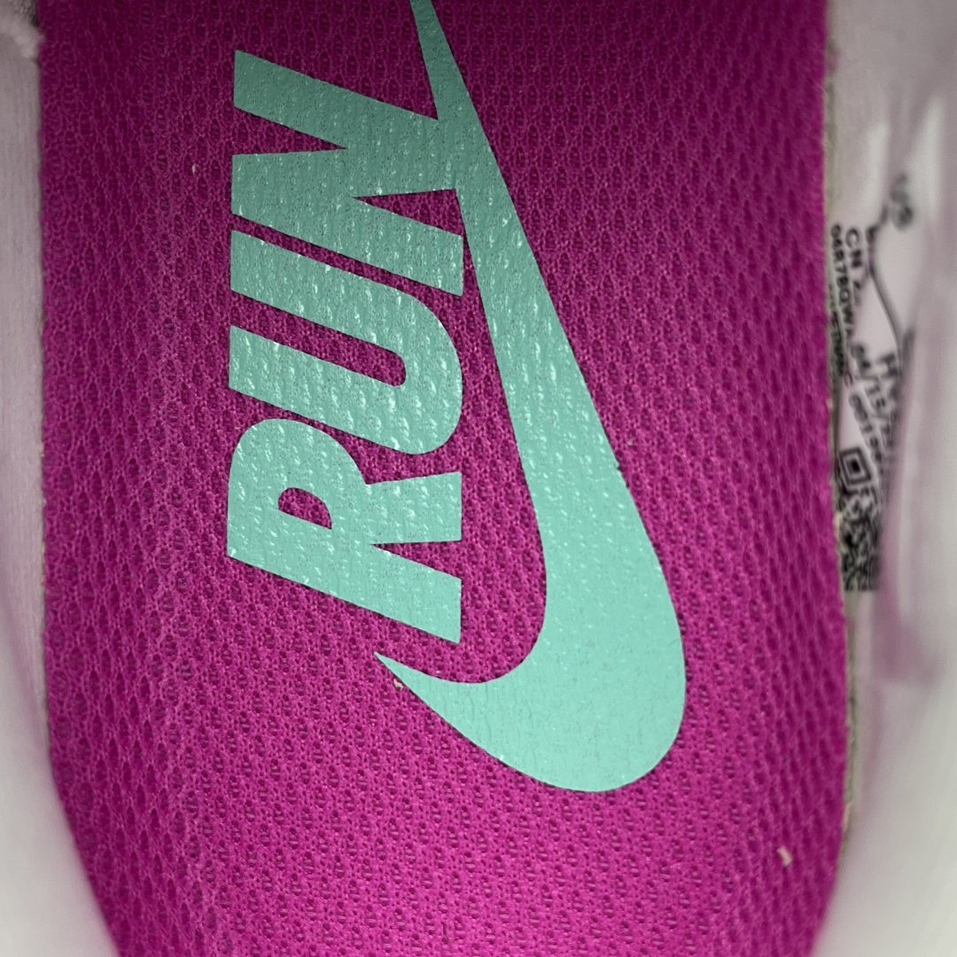 图片[8]-NK Vomero Plus 网面透气跑步鞋 HV8154-104 尺码：35.5 36 36.5 37.5 38 38.5 39 40 40.5 41 42 42.5 43 44 44.5 45 46-选品中心