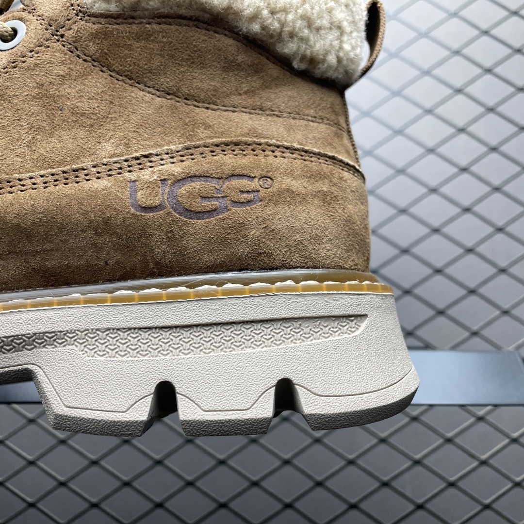 图片[4]-UGG 客制款 男士休闲鞋雪地靴工装靴系列 U5867M 广东大厂品质 秋冬新款 时尚潮流搭配 面料釆用意大利进口磨砂牛皮 全鞋真牛皮材料 大底到五金都是代工厂原材料制作 日常随意搭配 型男必备 尺码：39 40 41 42 43 44-选品中心