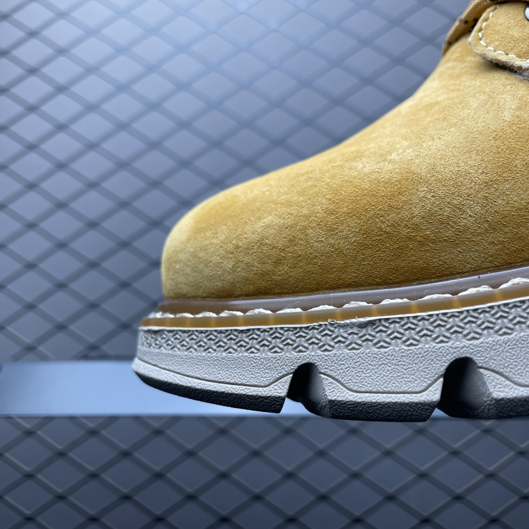 图片[6]-UGG 客制款 男士休闲鞋雪地靴工装靴系列 U5867M 广东大厂品质 秋冬新款 时尚潮流搭配 面料釆用意大利进口磨砂牛皮 全鞋真牛皮材料 大底到五金都是代工厂原材料制作 日常随意搭配 型男必备 尺码：39 40 41 42 43 44-选品中心