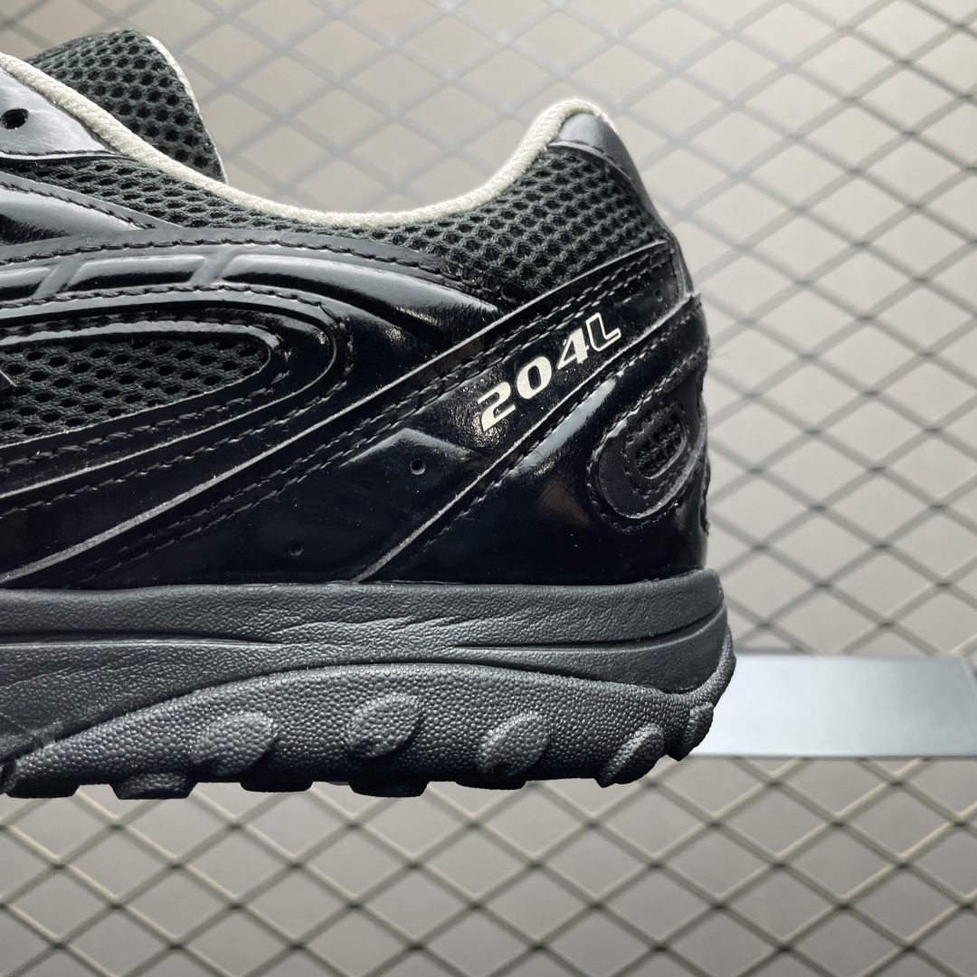 图片[4]-纯原版本 New Balance U204LMRA 复古休闲鞋 薄底鞋 头部一线大厂出品 正确版本 中底可以一眼区分市面版本 鞋身搭载EVA科技中底 适用多元穿搭场合为户外出行提供舒适长远的穿搭体验 尺码：36 37 37.5 38 38.5 39.5 40 40.5 41.5 42 42.5 43 44 44.5-选品中心