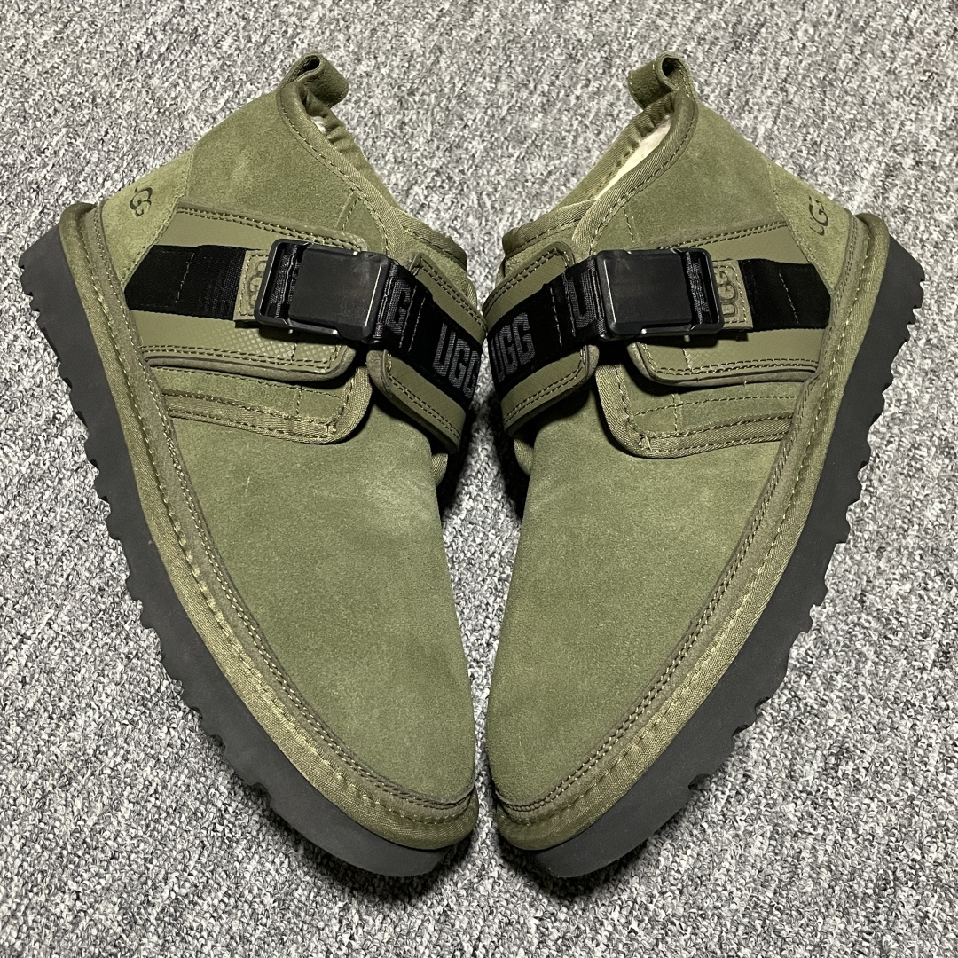 图片[5]-平台外贸专供 UGG Neumel Snapback 男士雪地靴 1118570 外贸平台充Z 高端零售专供品质 十年品牌制鞋代工厂生产线出品 注重每一处细节 隆丰A级真羊皮毛一体 完全遵循ZP工艺流程打造 尺码：39 40 41 42 43 44-选品中心